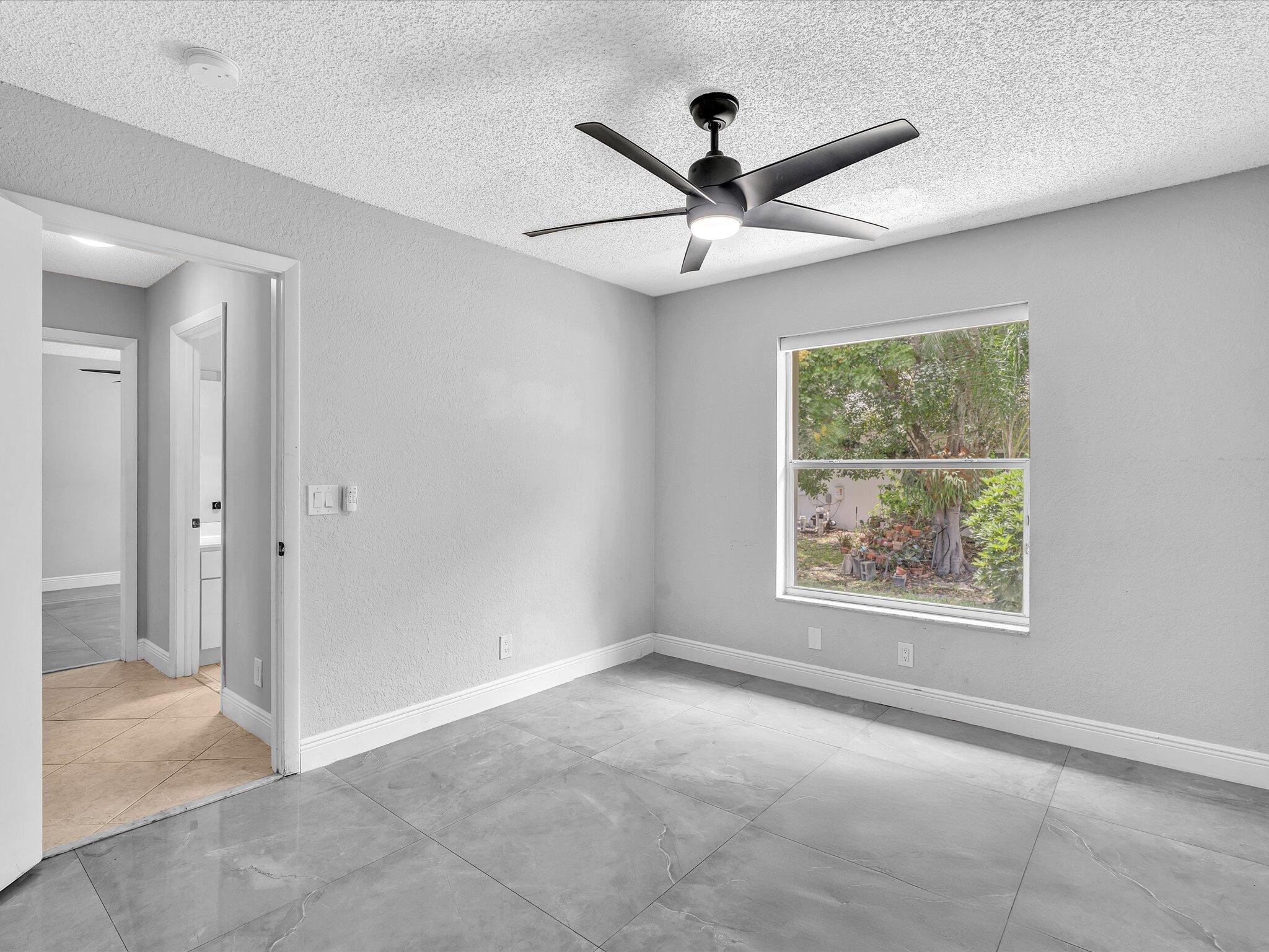 10434 NW 6th, Coral Springs FL 33071