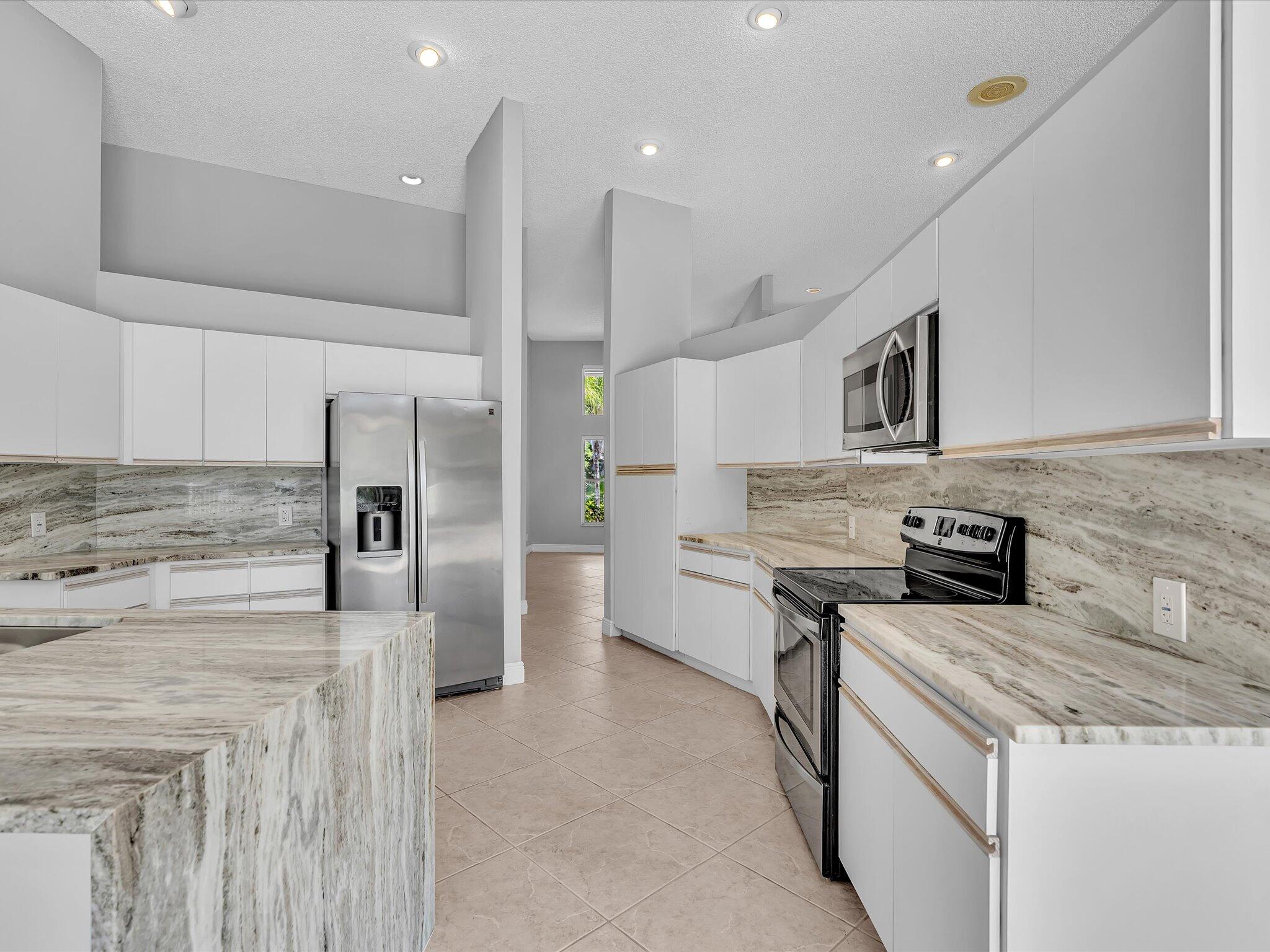 10434 NW 6th, Coral Springs FL 33071