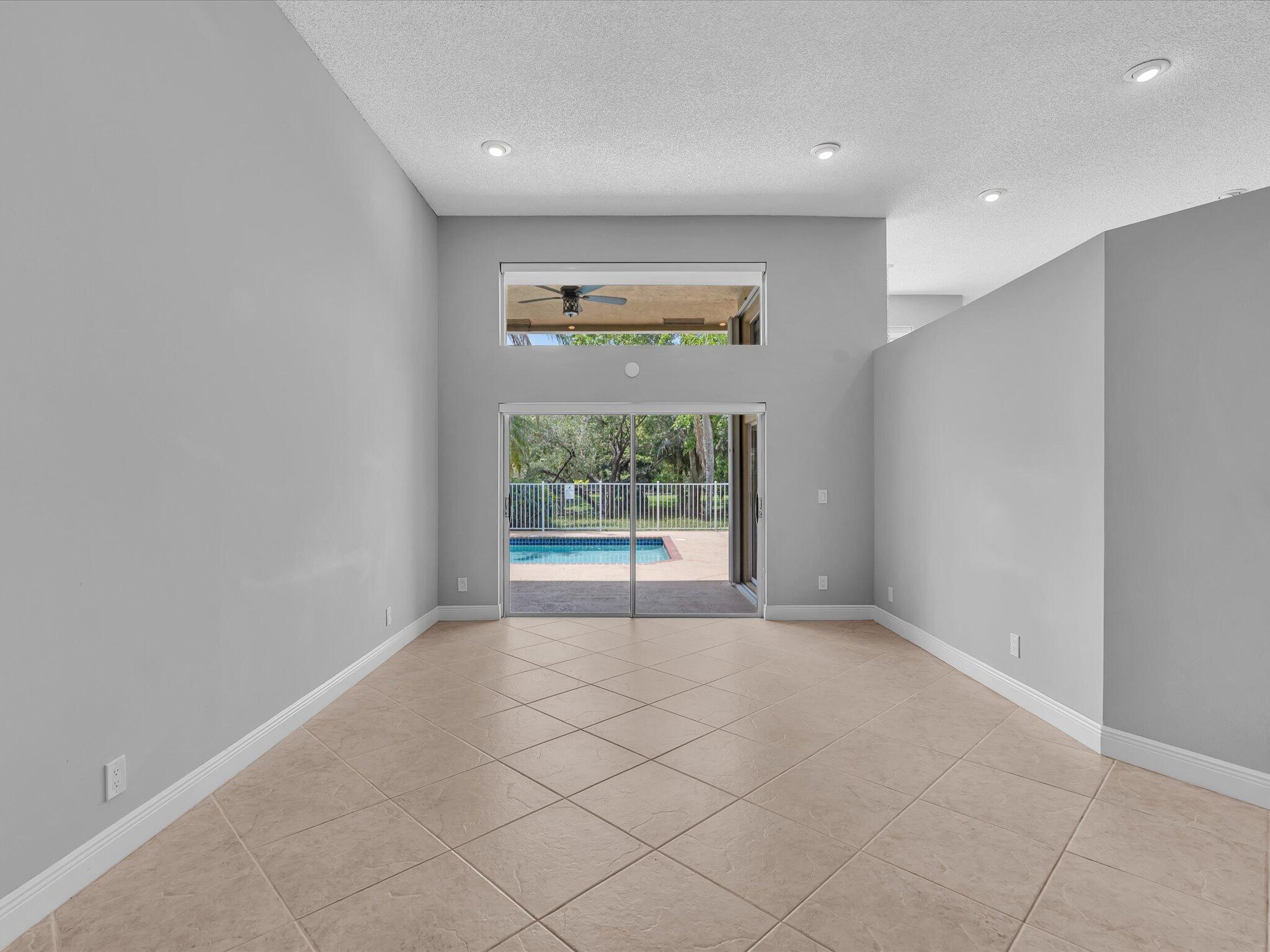 10434 NW 6th, Coral Springs FL 33071
