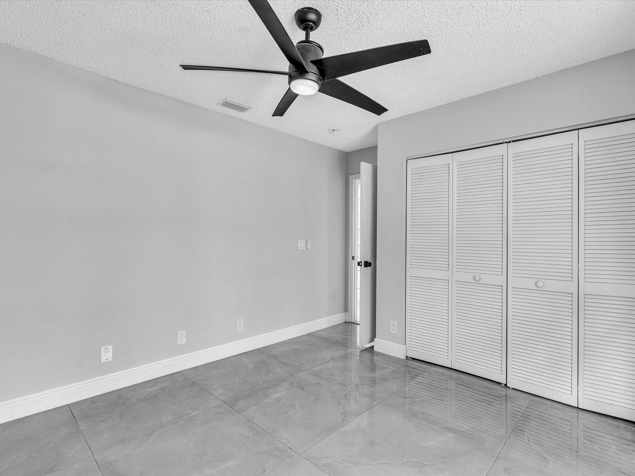 10434 NW 6th, Coral Springs FL 33071