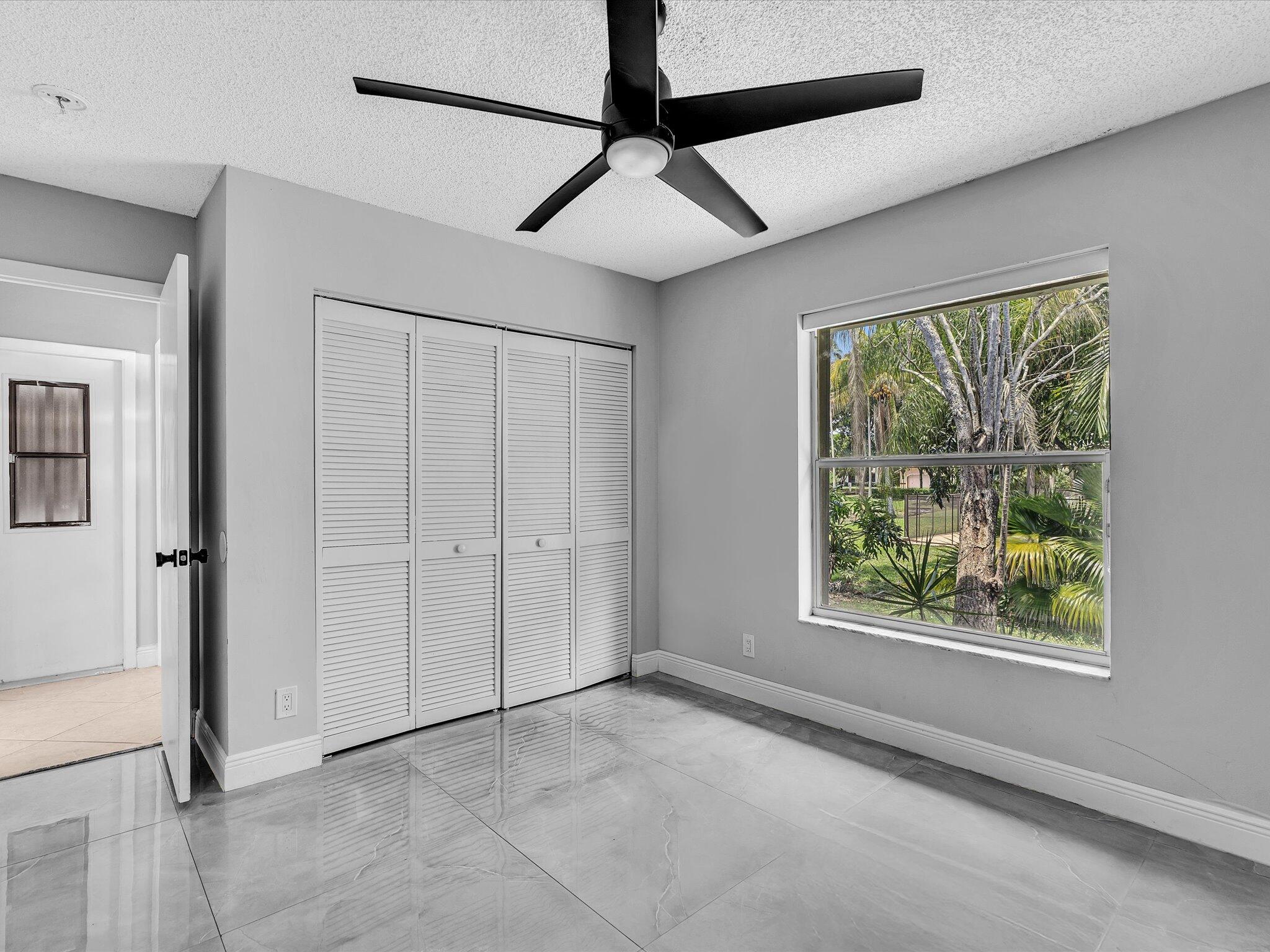 10434 NW 6th, Coral Springs FL 33071