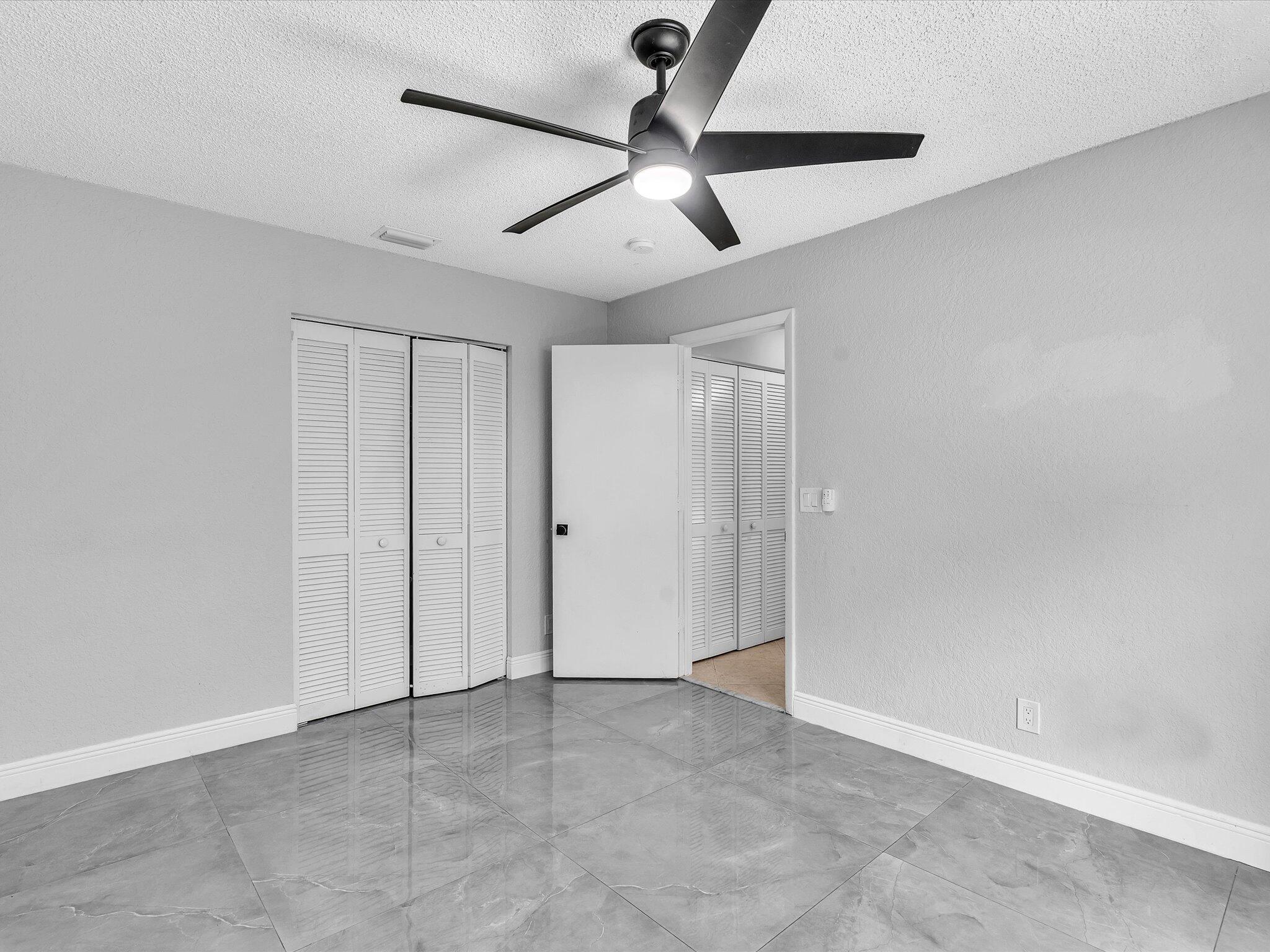 10434 NW 6th, Coral Springs FL 33071