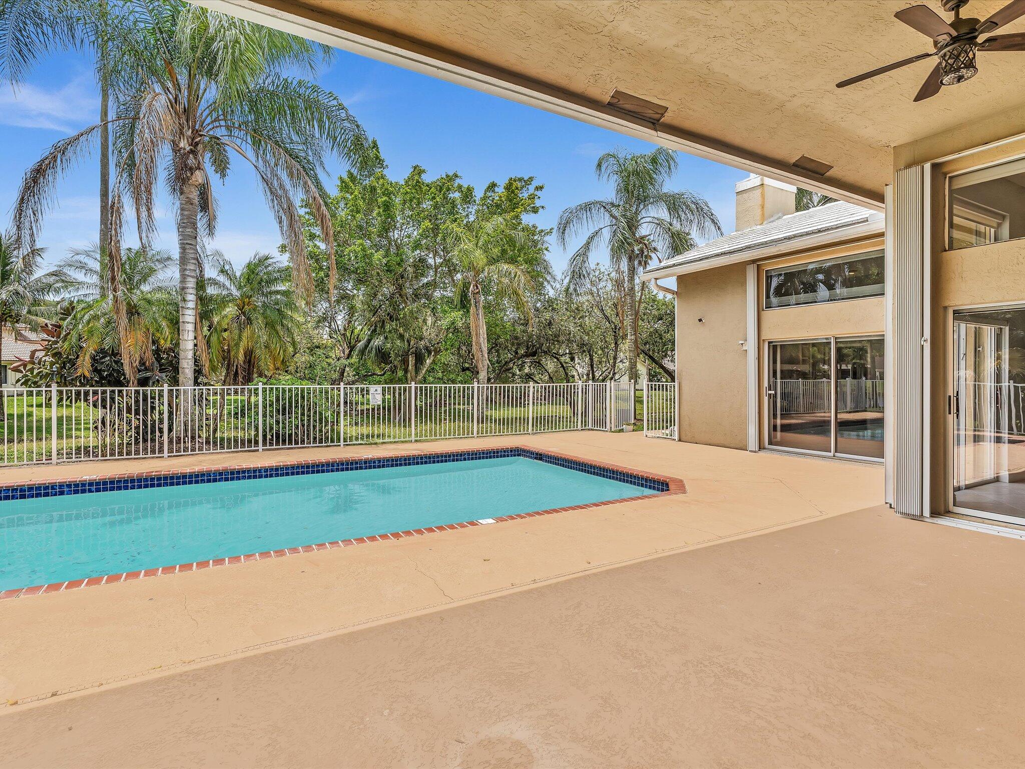 10434 NW 6th, Coral Springs FL 33071