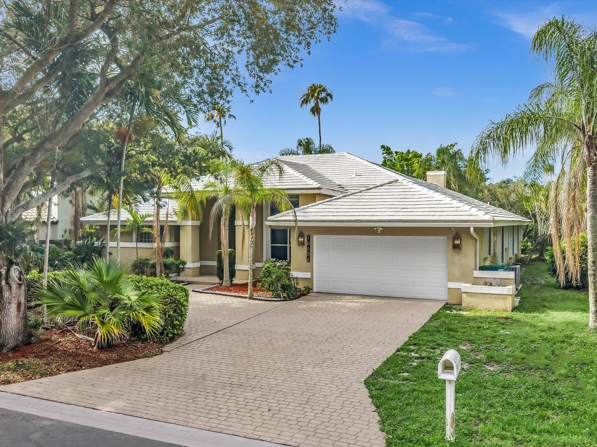 10434 NW 6th, Coral Springs FL 33071