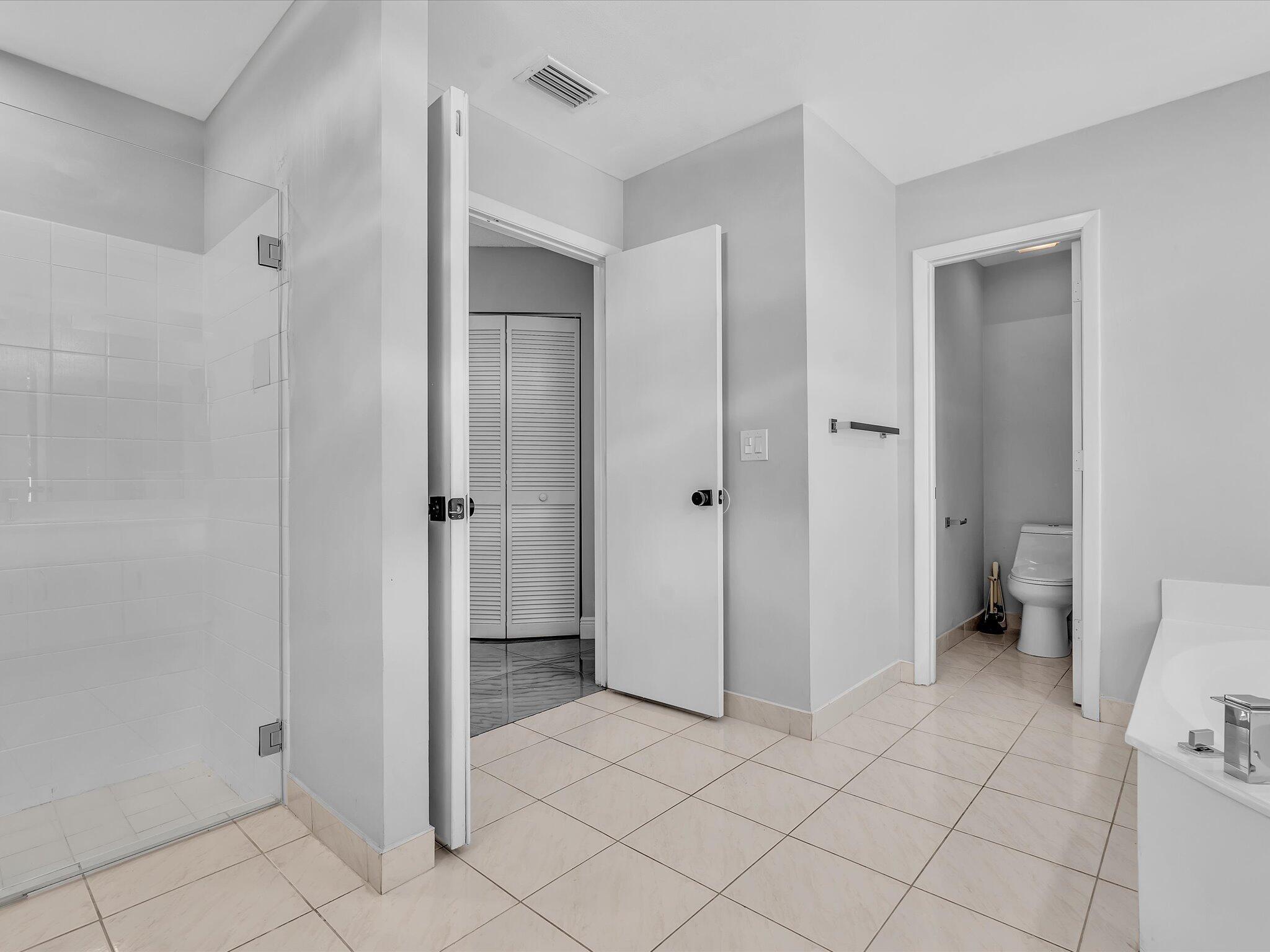 10434 NW 6th, Coral Springs FL 33071