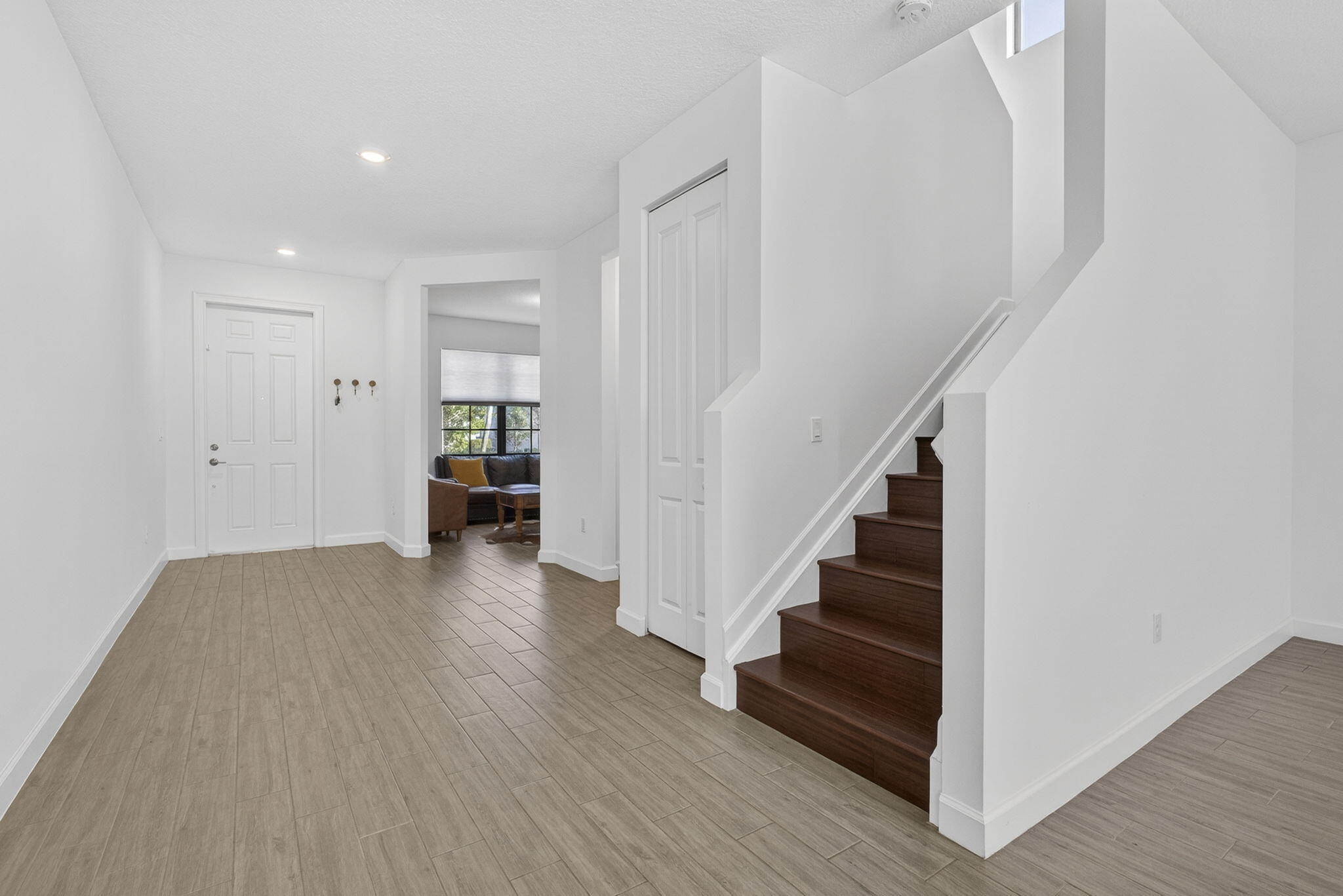 3179 Streng #3179, Royal Palm Beach FL 33411