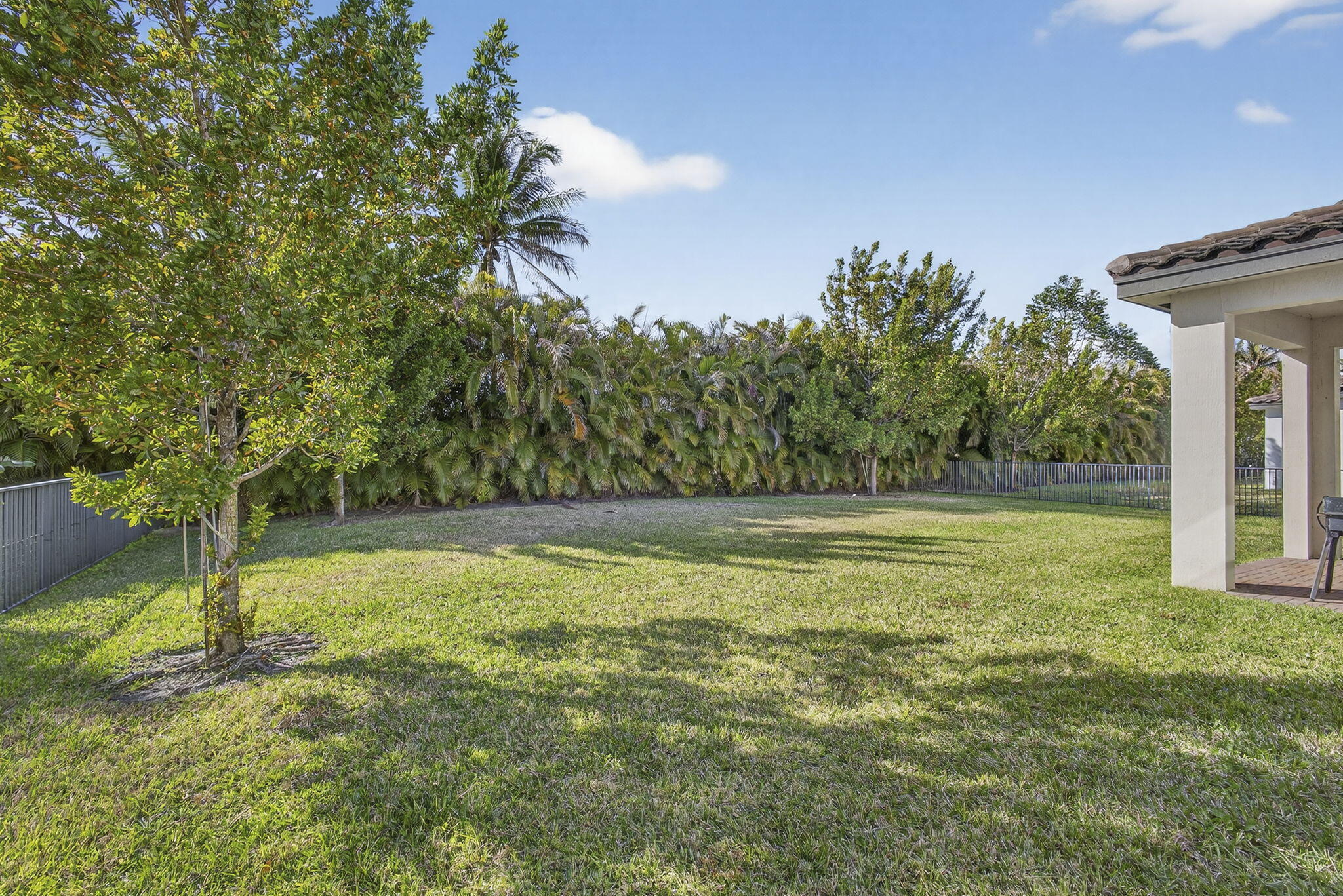 3179 Streng #3179, Royal Palm Beach FL 33411
