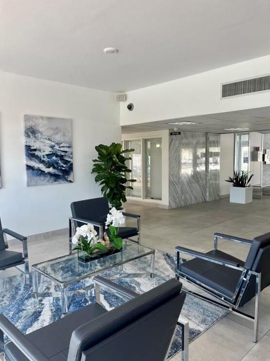 401 Golden Isles #402, Hallandale Beach FL 33009