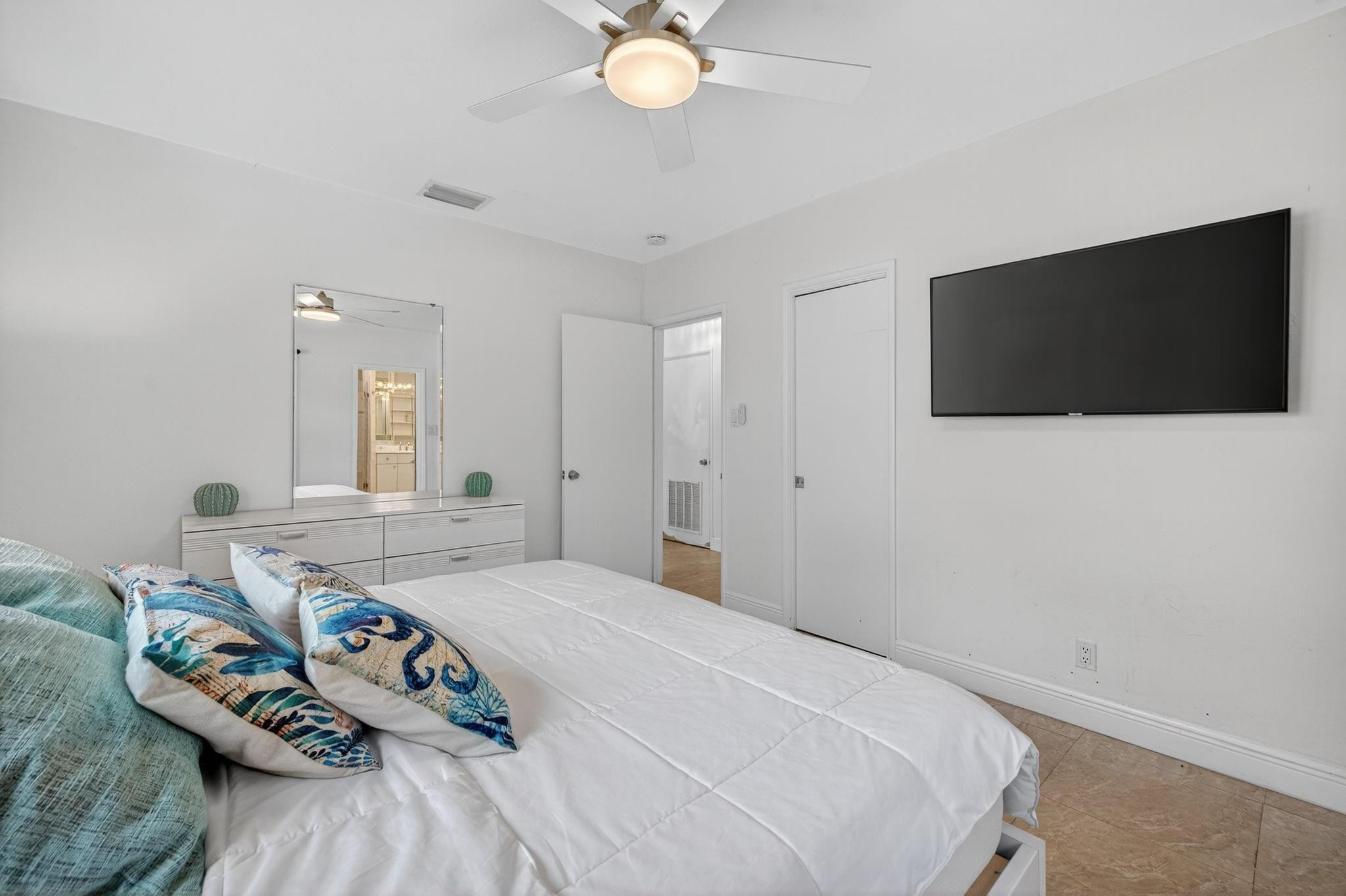 283 Imperial, Lauderdale By The Sea FL 33308