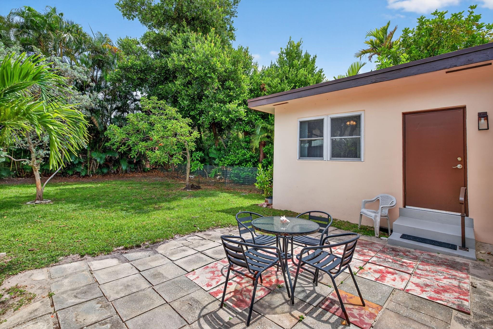283 Imperial, Lauderdale By The Sea FL 33308