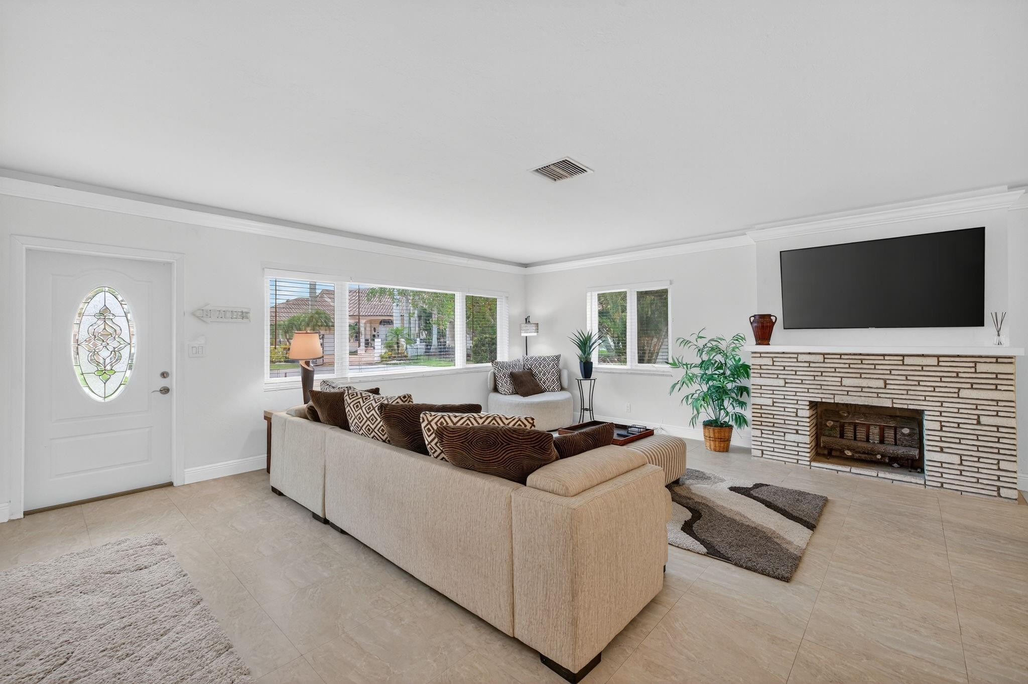 283 Imperial, Lauderdale By The Sea FL 33308