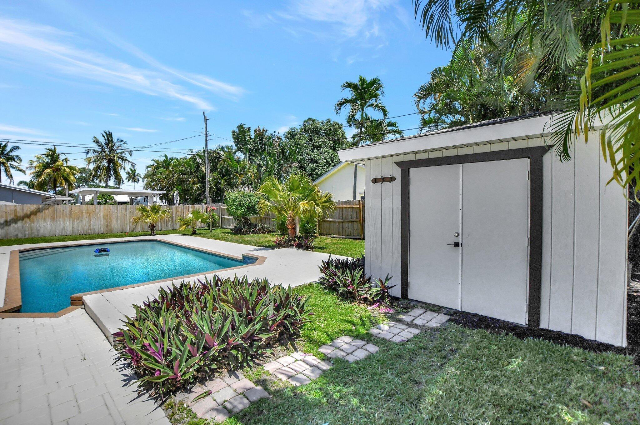 832 SW 10th, Boca Raton FL 33486