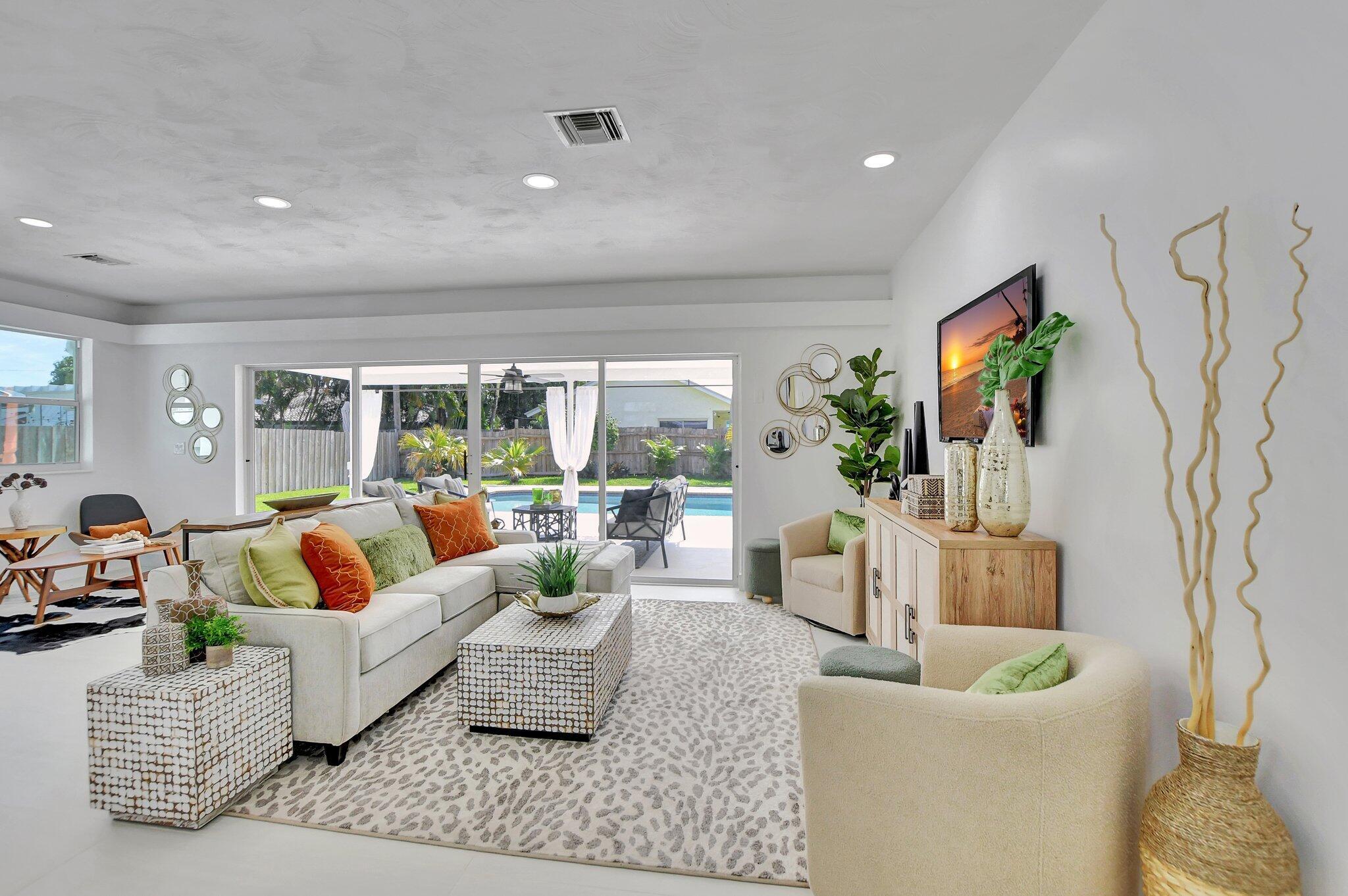 832 SW 10th, Boca Raton FL 33486