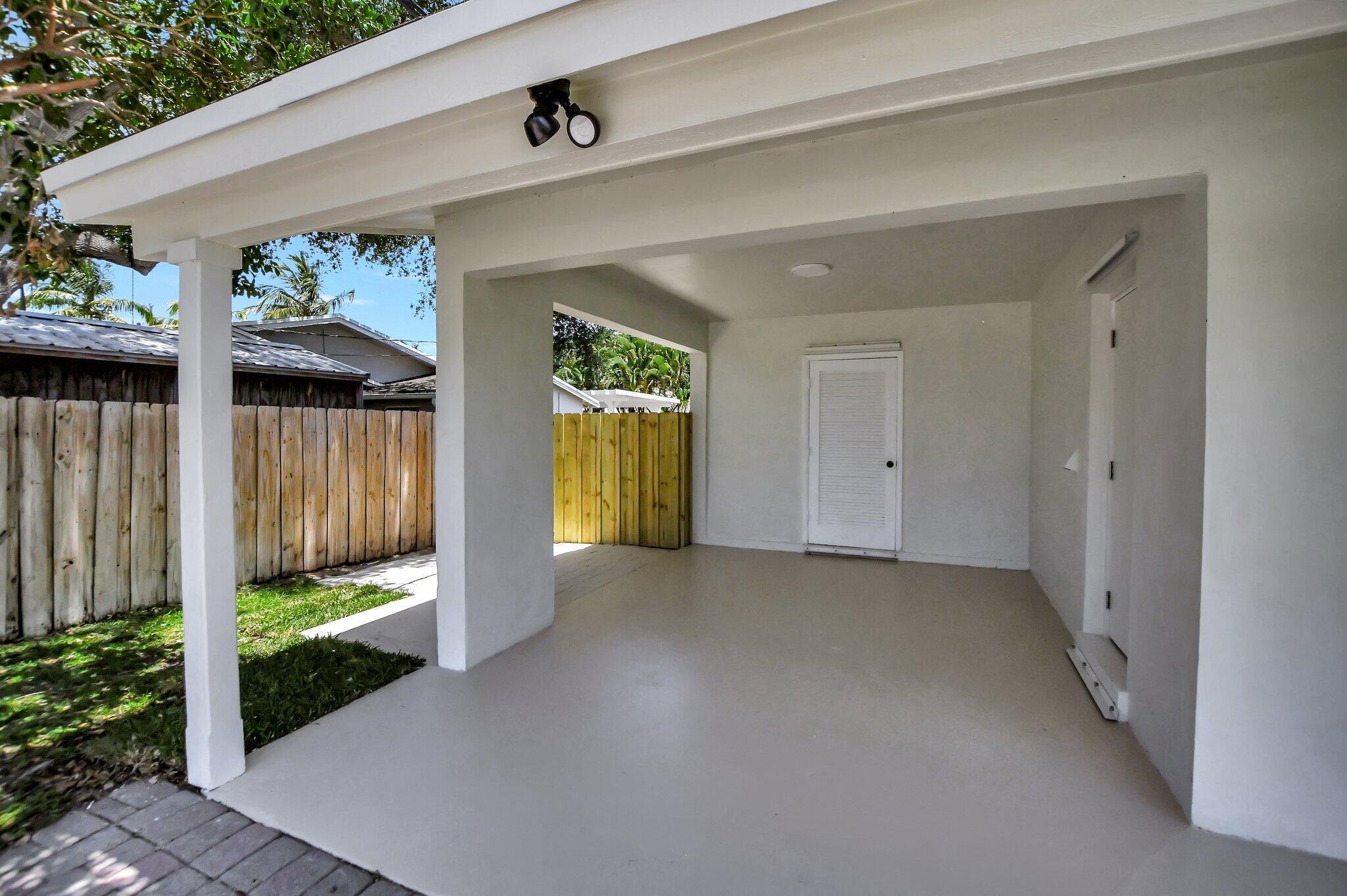 832 SW 10th, Boca Raton FL 33486