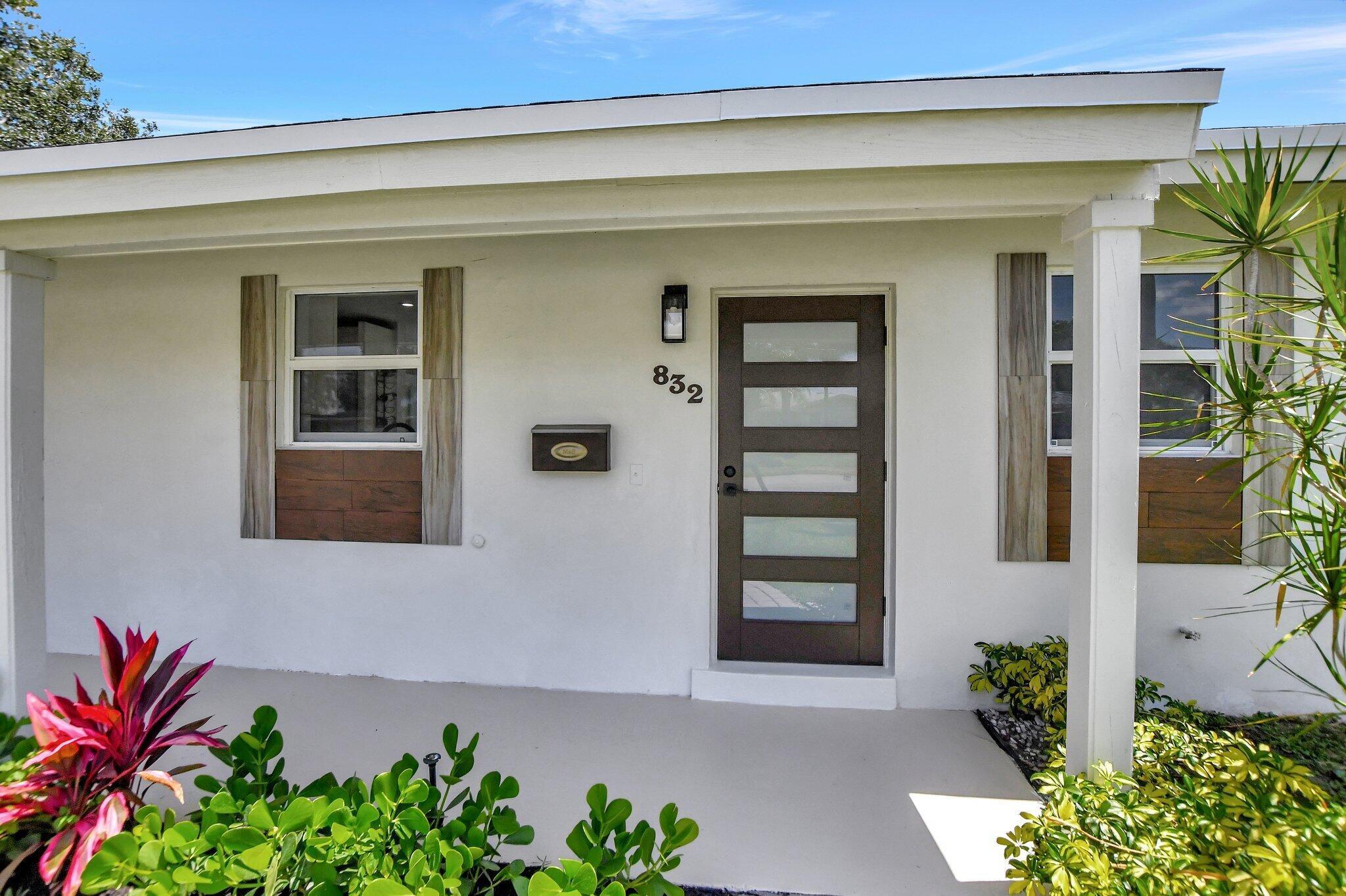 832 SW 10th, Boca Raton FL 33486