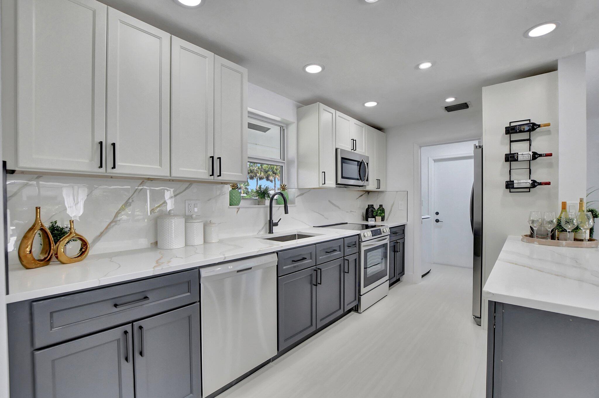 832 SW 10th, Boca Raton FL 33486