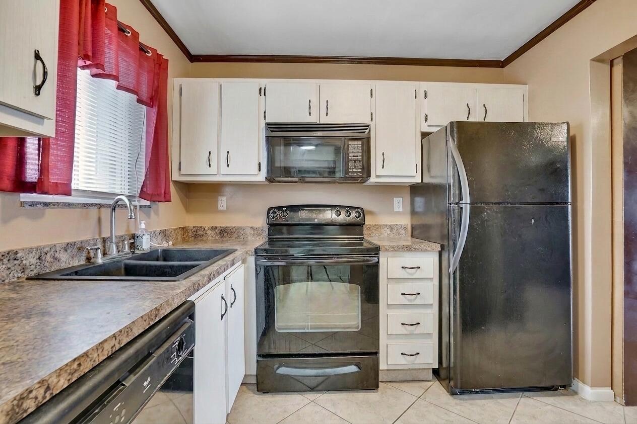 100 Waterway #209, Lantana FL 33462