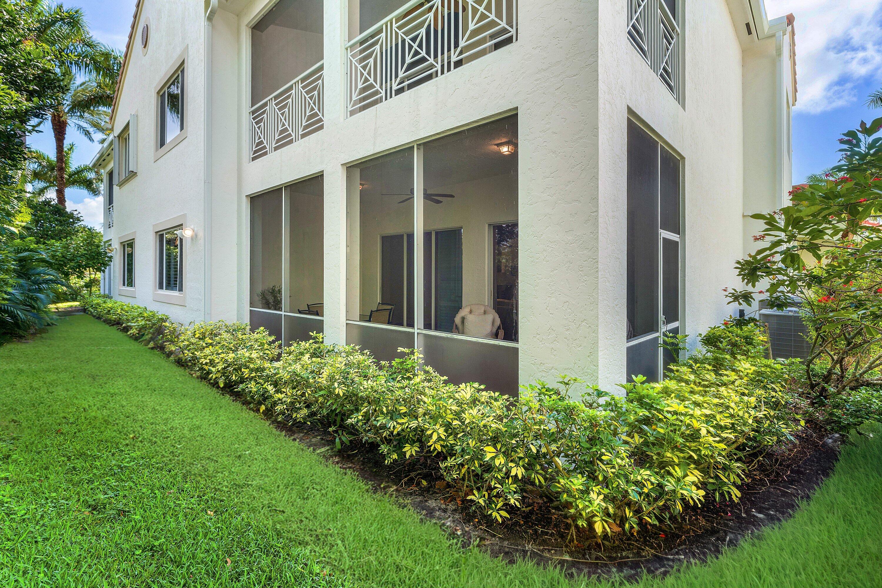 101 Palm Bay #A, Palm Beach Gardens FL 33418