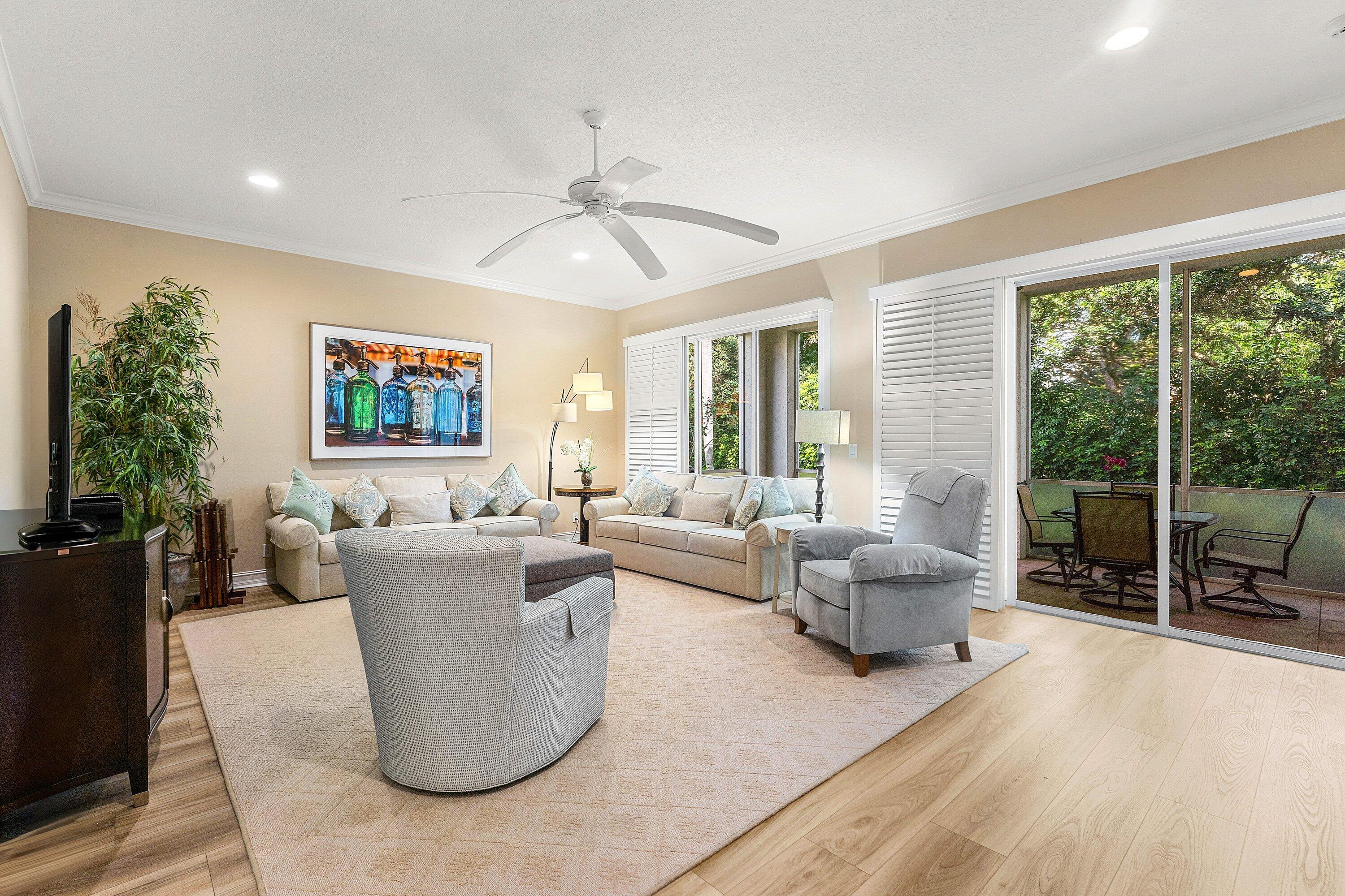 101 Palm Bay #A, Palm Beach Gardens FL 33418