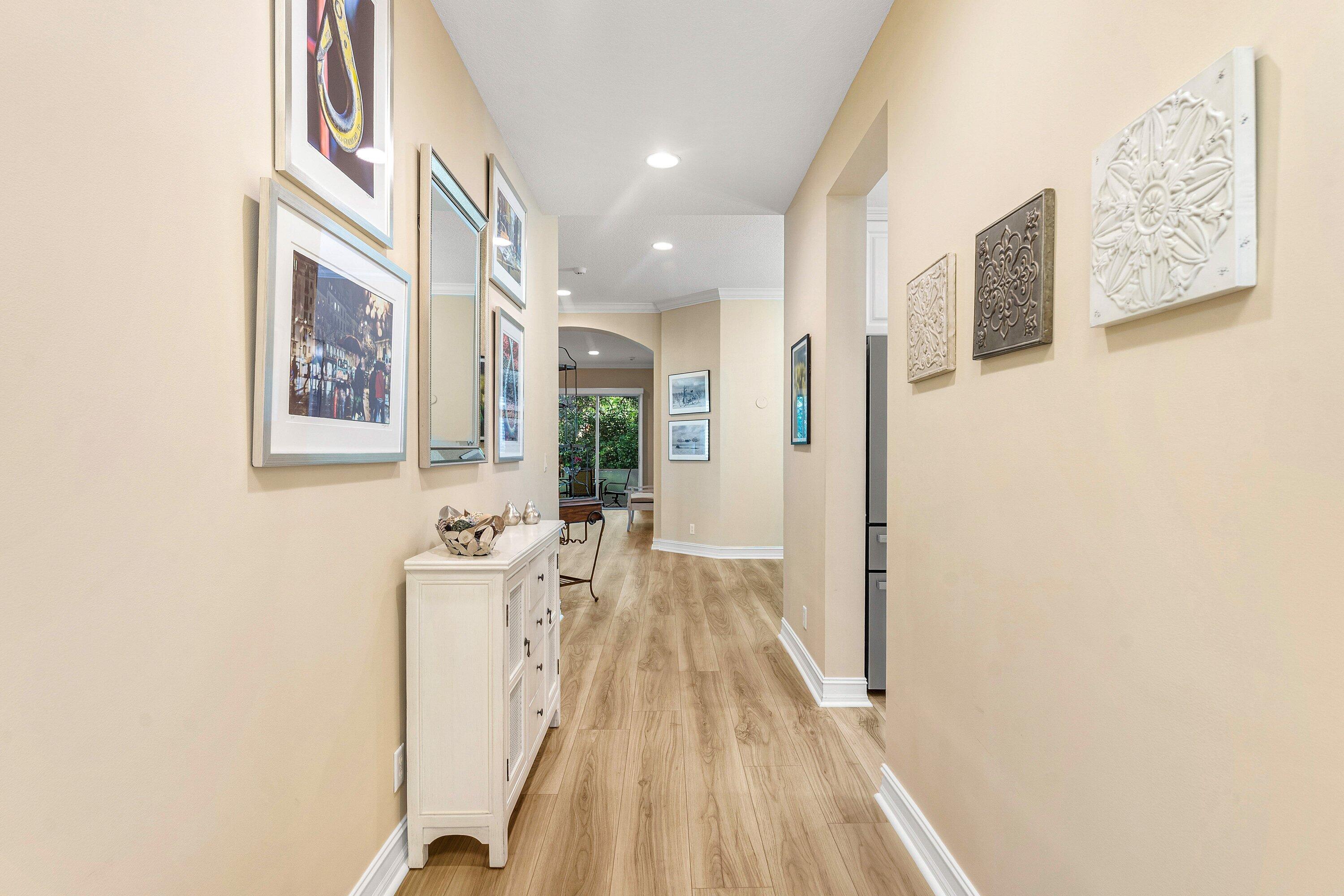 101 Palm Bay #A, Palm Beach Gardens FL 33418