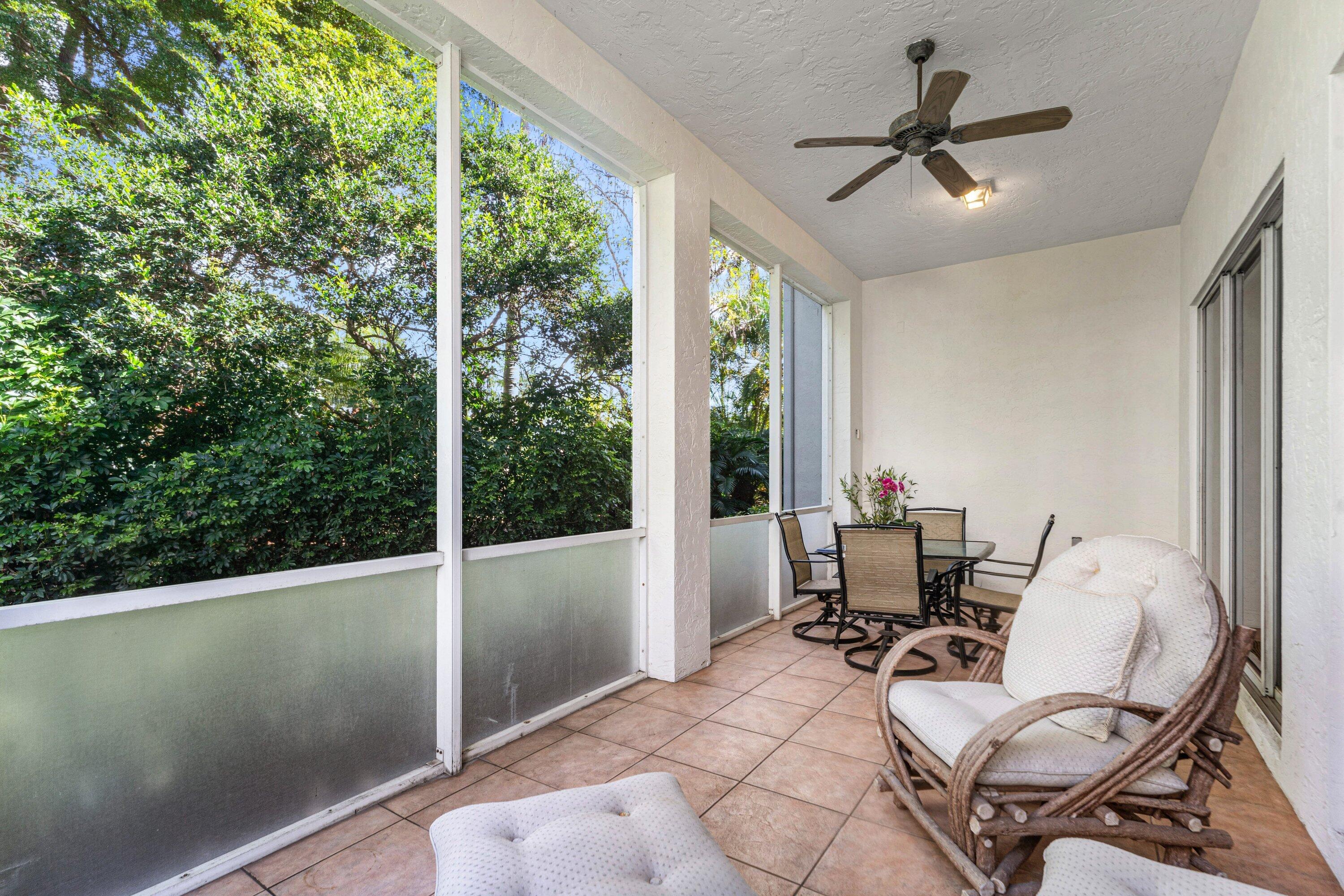101 Palm Bay #A, Palm Beach Gardens FL 33418