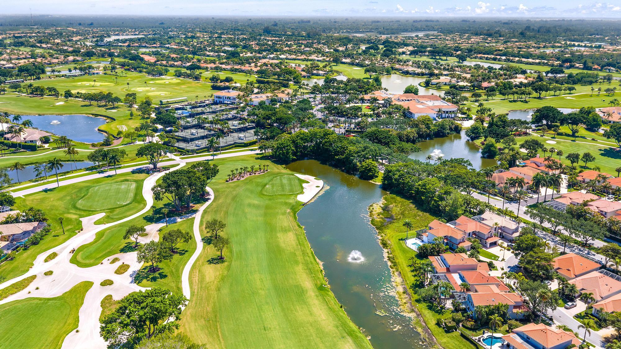 8232 Heritage Club, West Palm Beach FL 33412