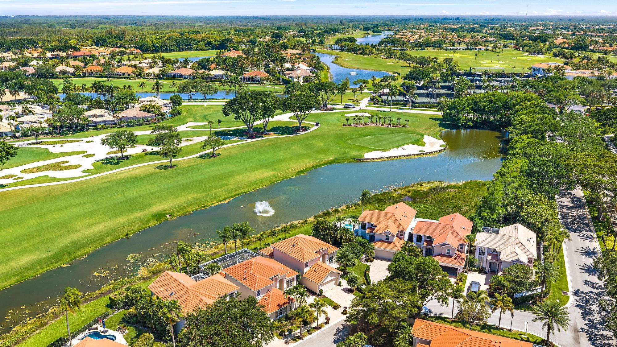 8232 Heritage Club, West Palm Beach FL 33412