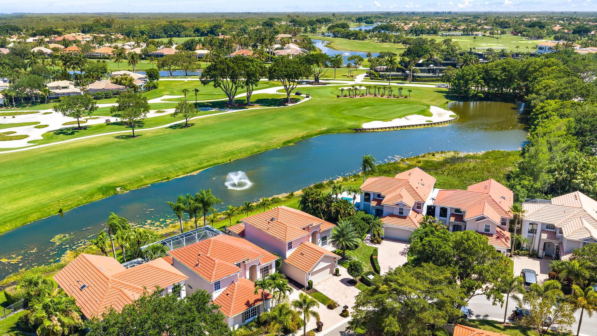 8232 Heritage Club, West Palm Beach FL 33412
