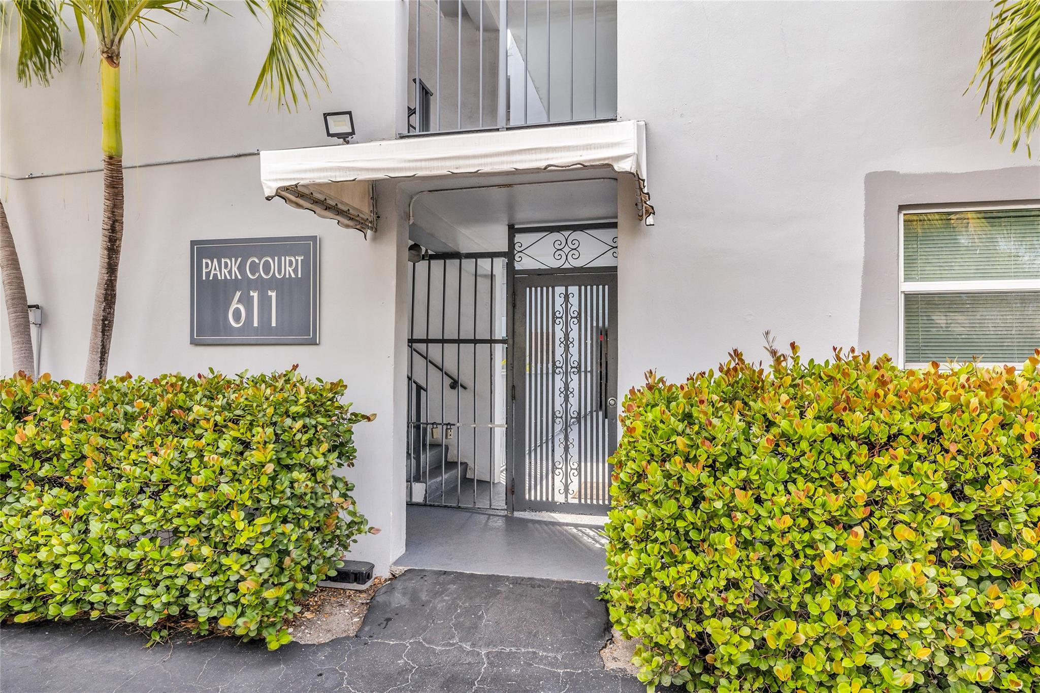 611 NE 14th #306, Fort Lauderdale FL 33304
