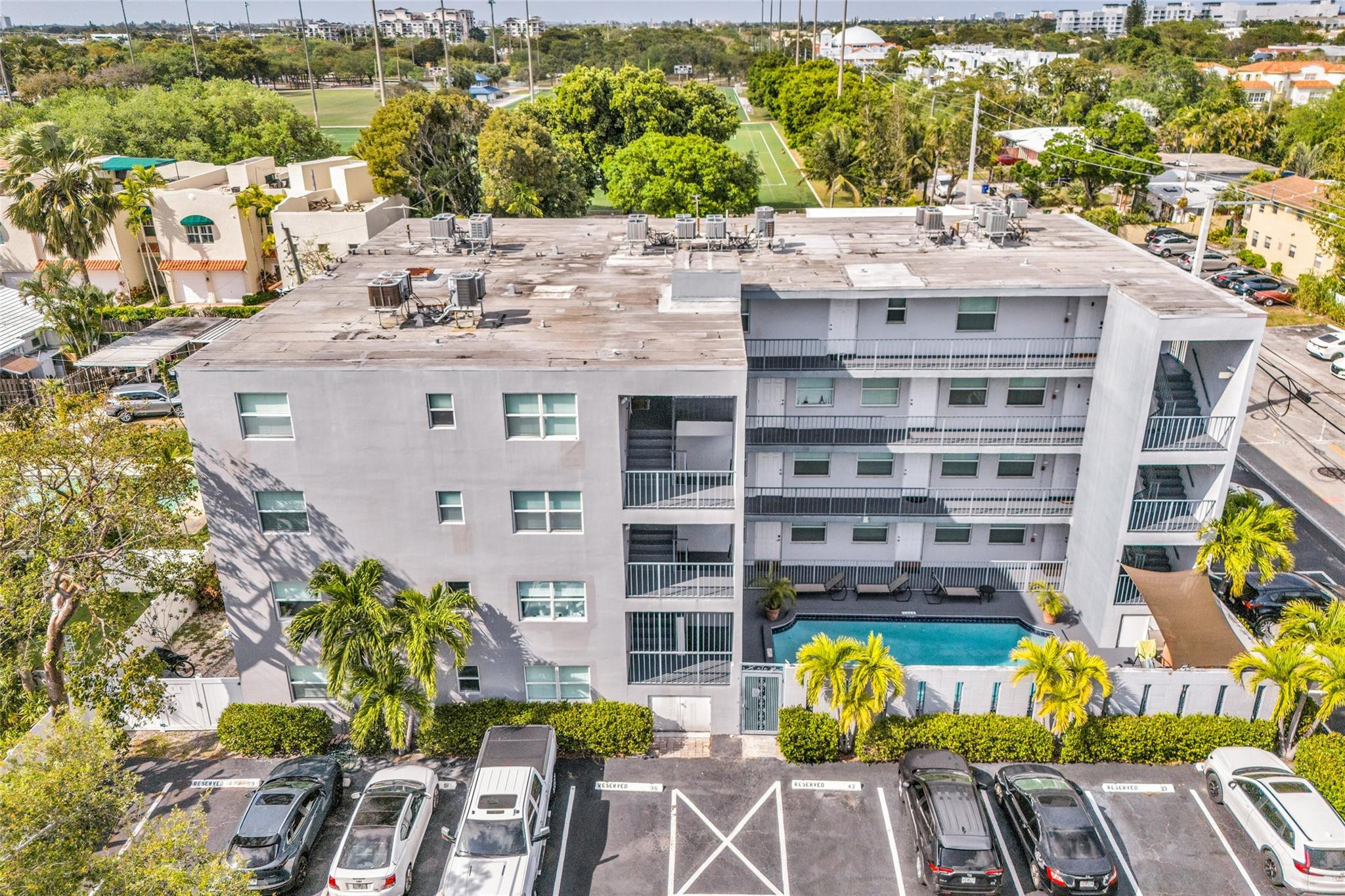 611 NE 14th #306, Fort Lauderdale FL 33304