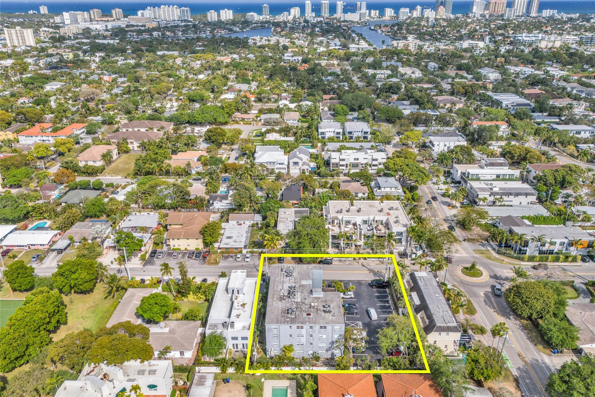 611 NE 14th #306, Fort Lauderdale FL 33304