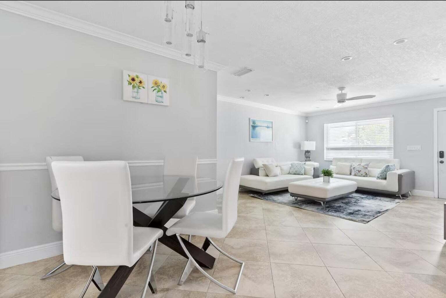 337 Balsam, Palm Beach Gardens FL 33410