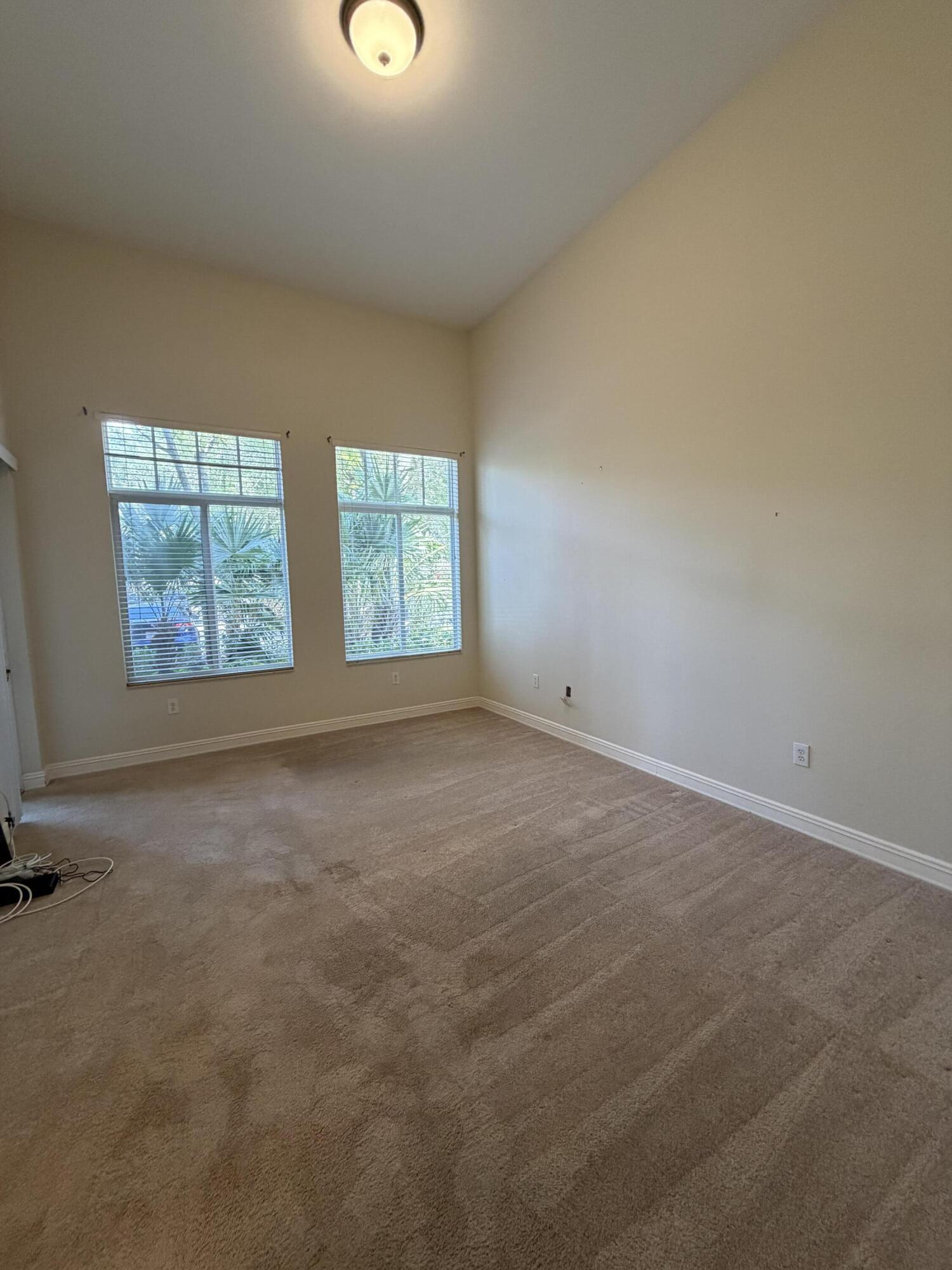 16102 Emerald Estates #128, Weston FL 33331