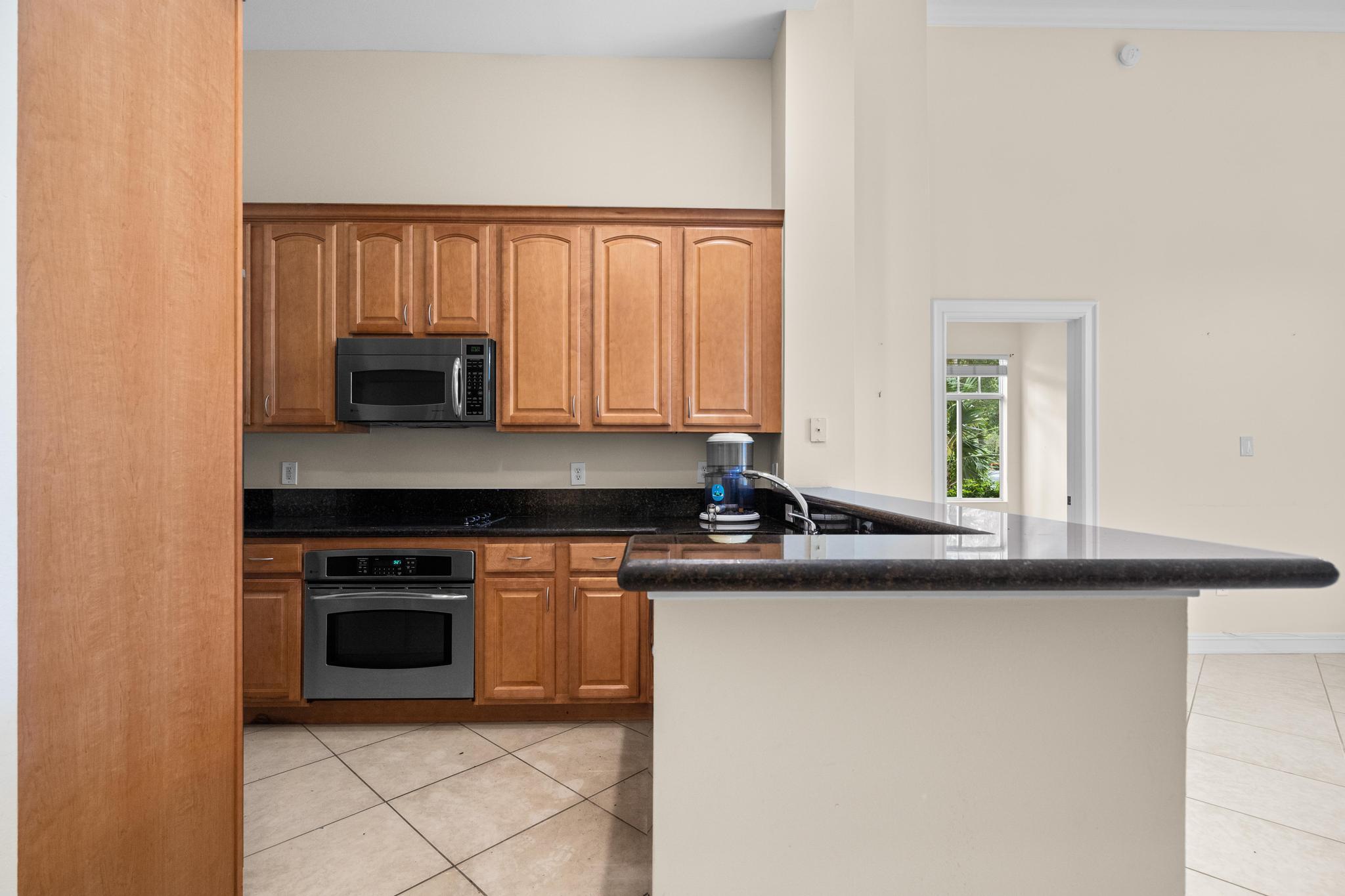 16102 Emerald Estates #128, Weston FL 33331