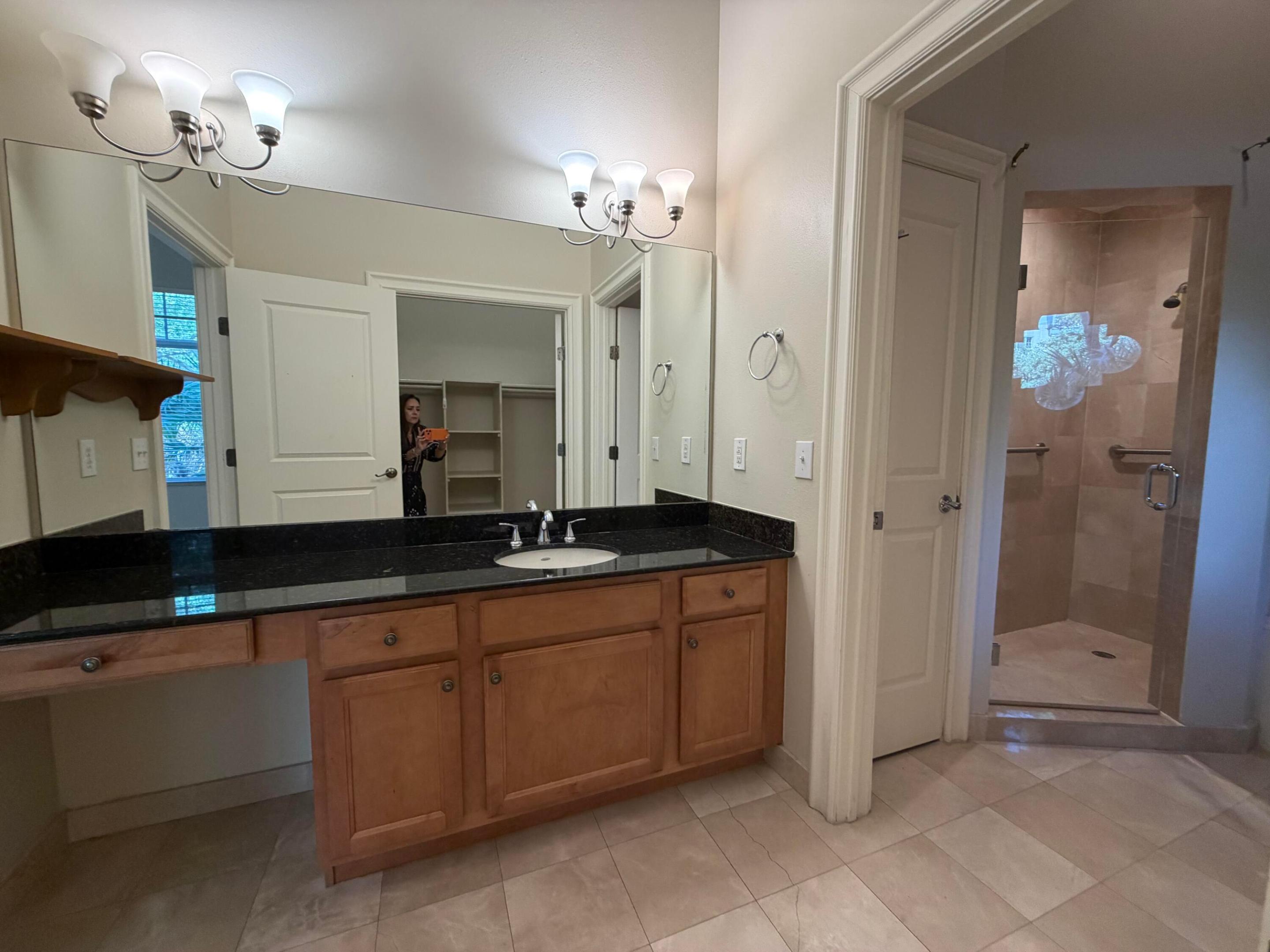 16102 Emerald Estates #128, Weston FL 33331