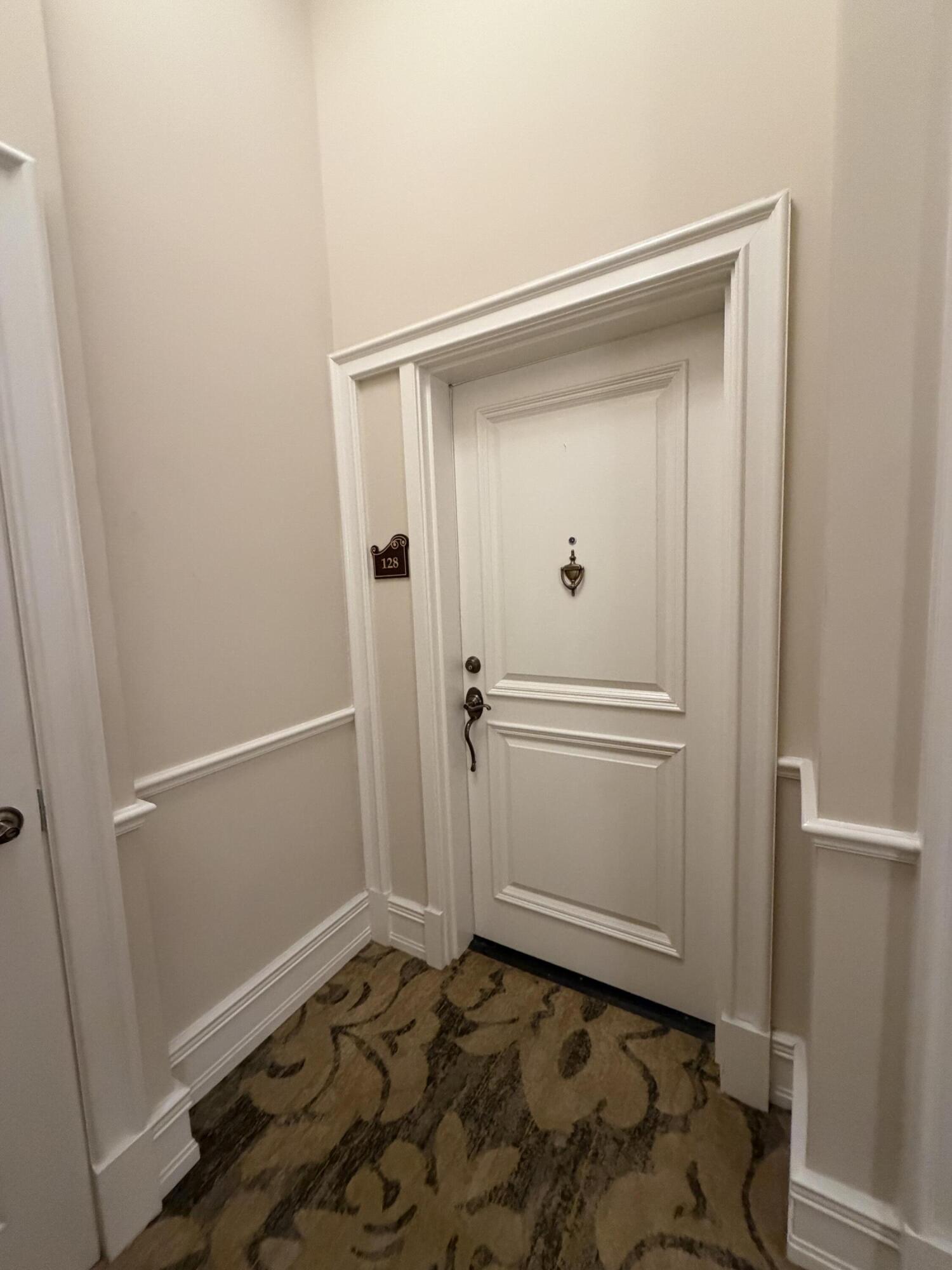 16102 Emerald Estates #128, Weston FL 33331