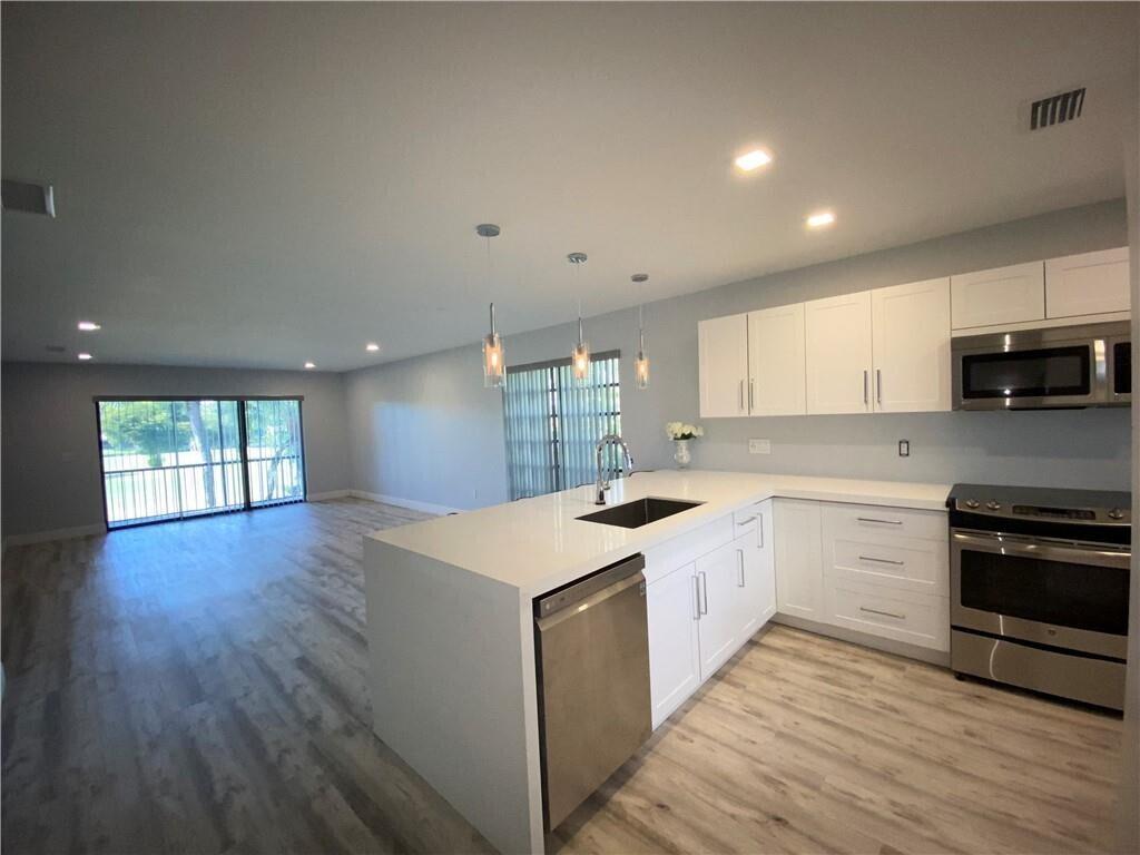 21766 Cypress #20-g, Boca Raton FL 33433