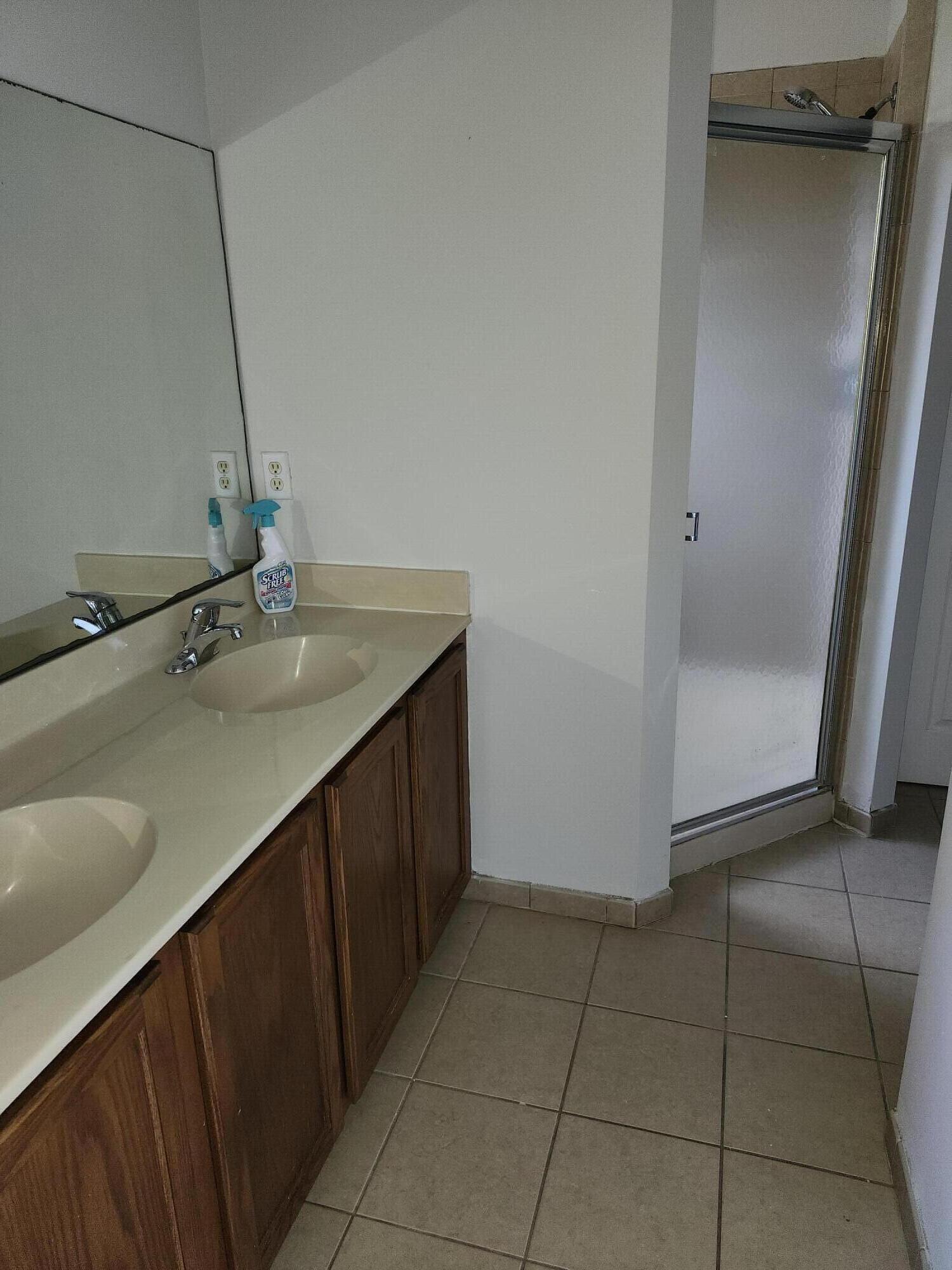 6097 United, West Palm Beach FL 33411