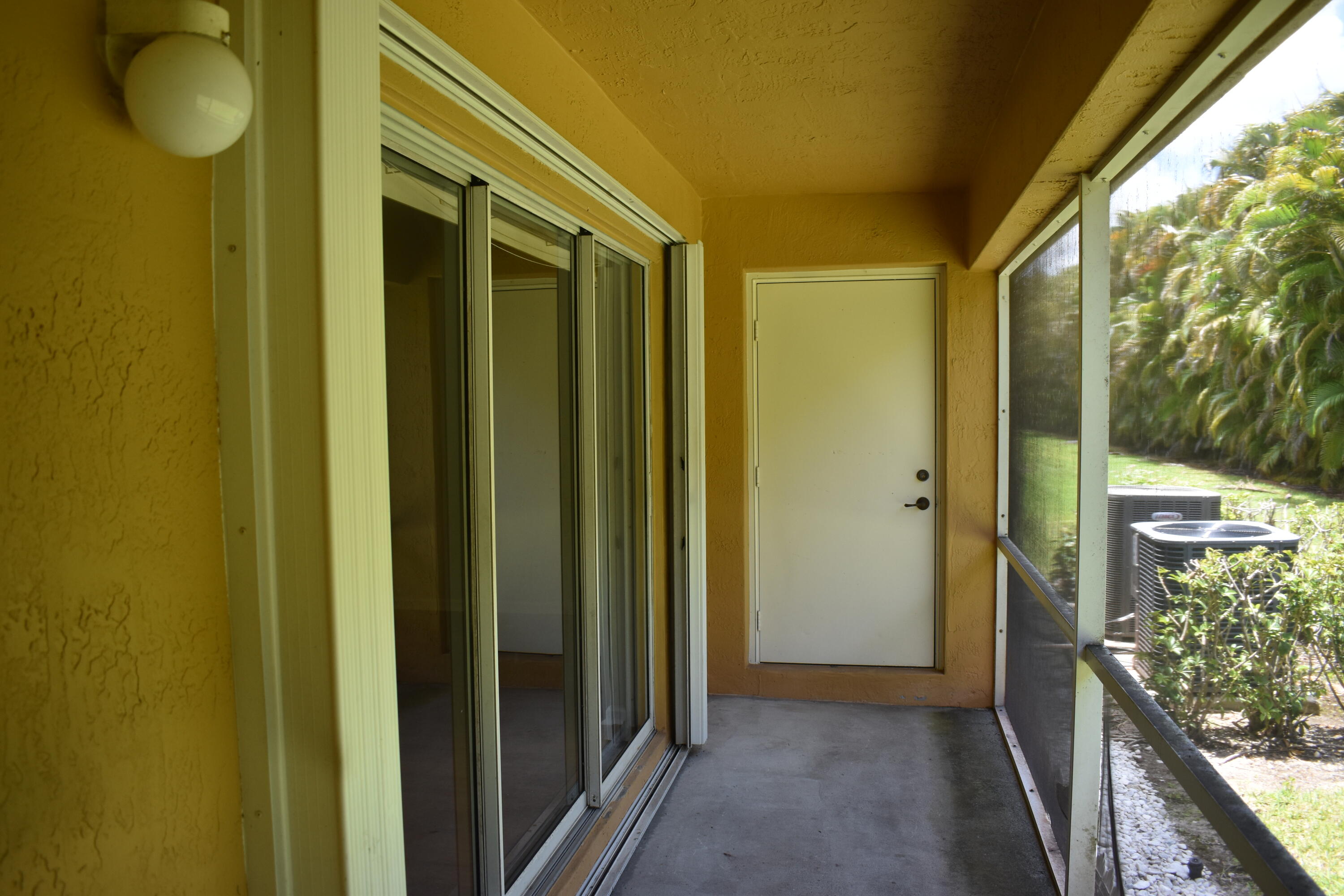 6097 United, West Palm Beach FL 33411