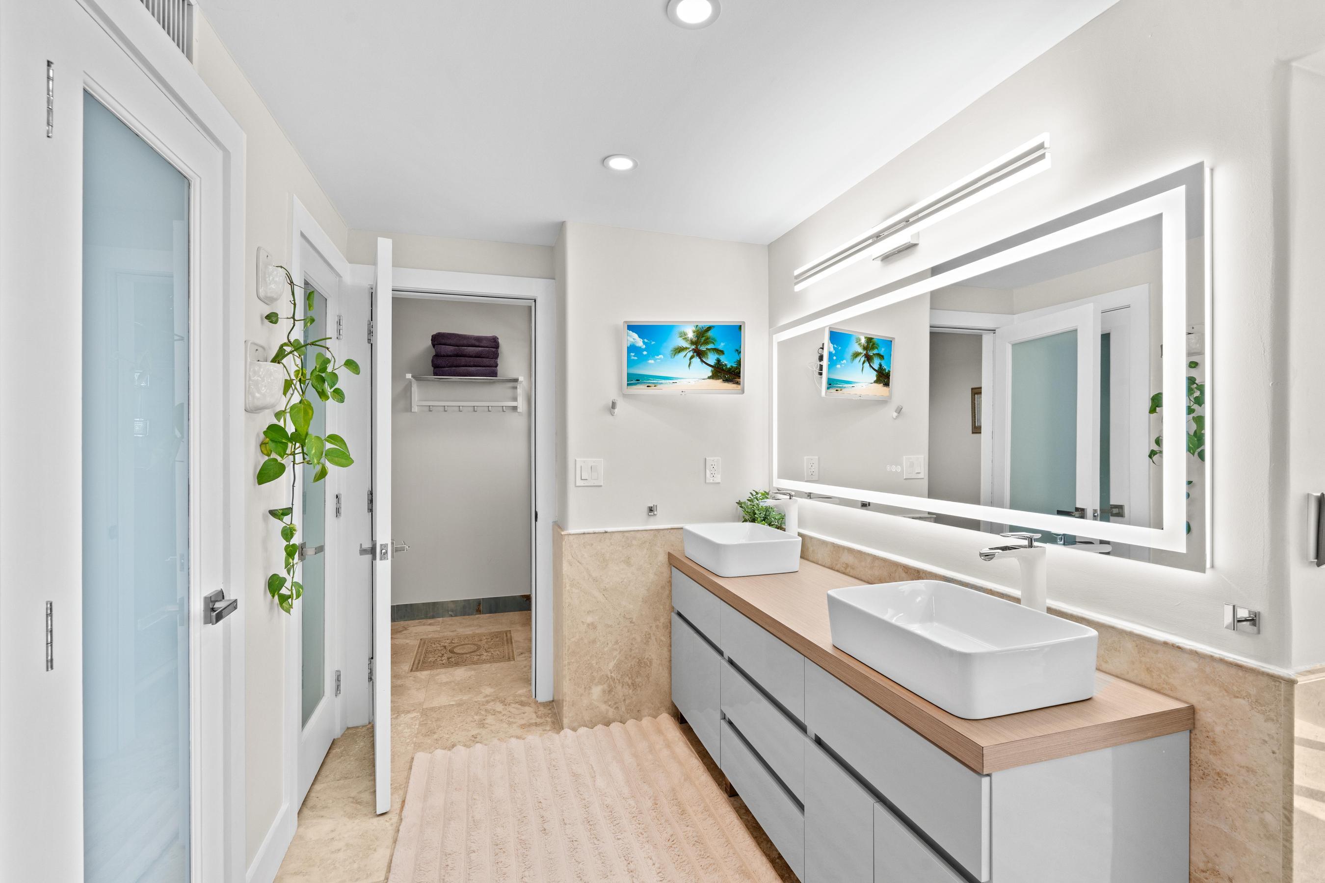 1160 Hillsboro Mile #Ph, Hillsboro Beach FL 33062