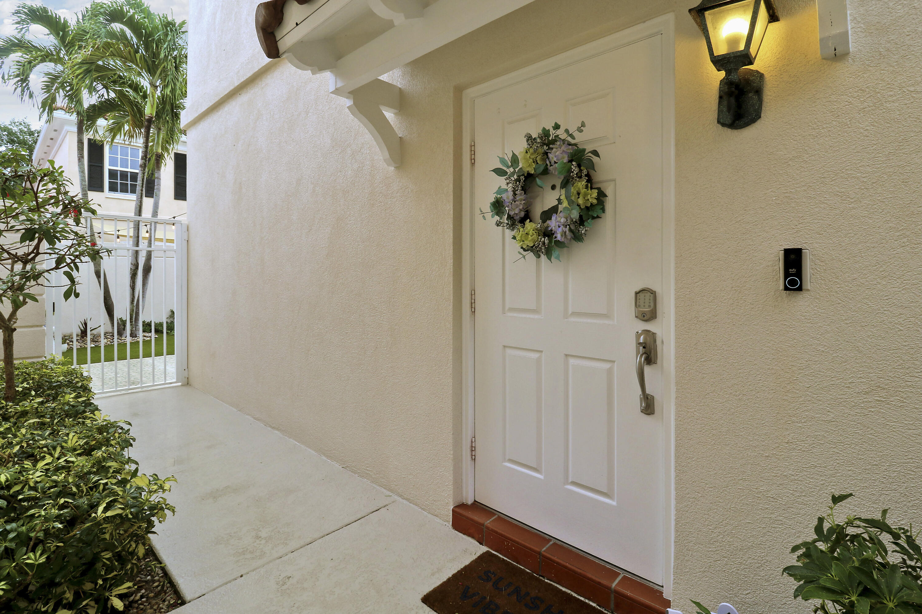 23 Live Oak, Tequesta FL 33469