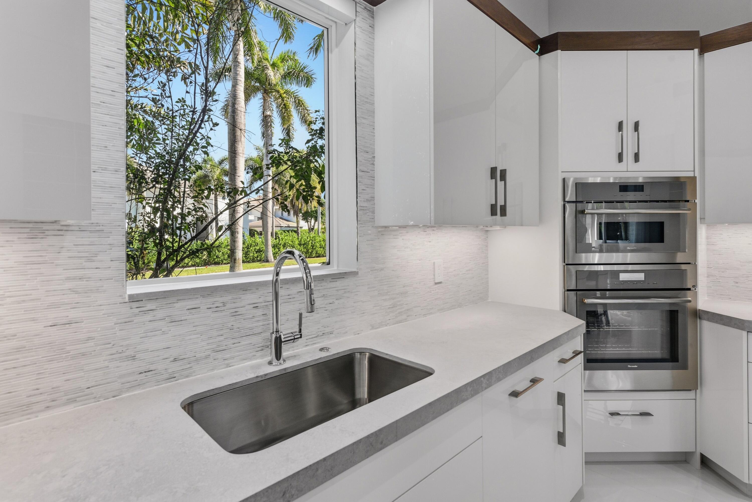 17661 Scarsdale, Boca Raton FL 33496
