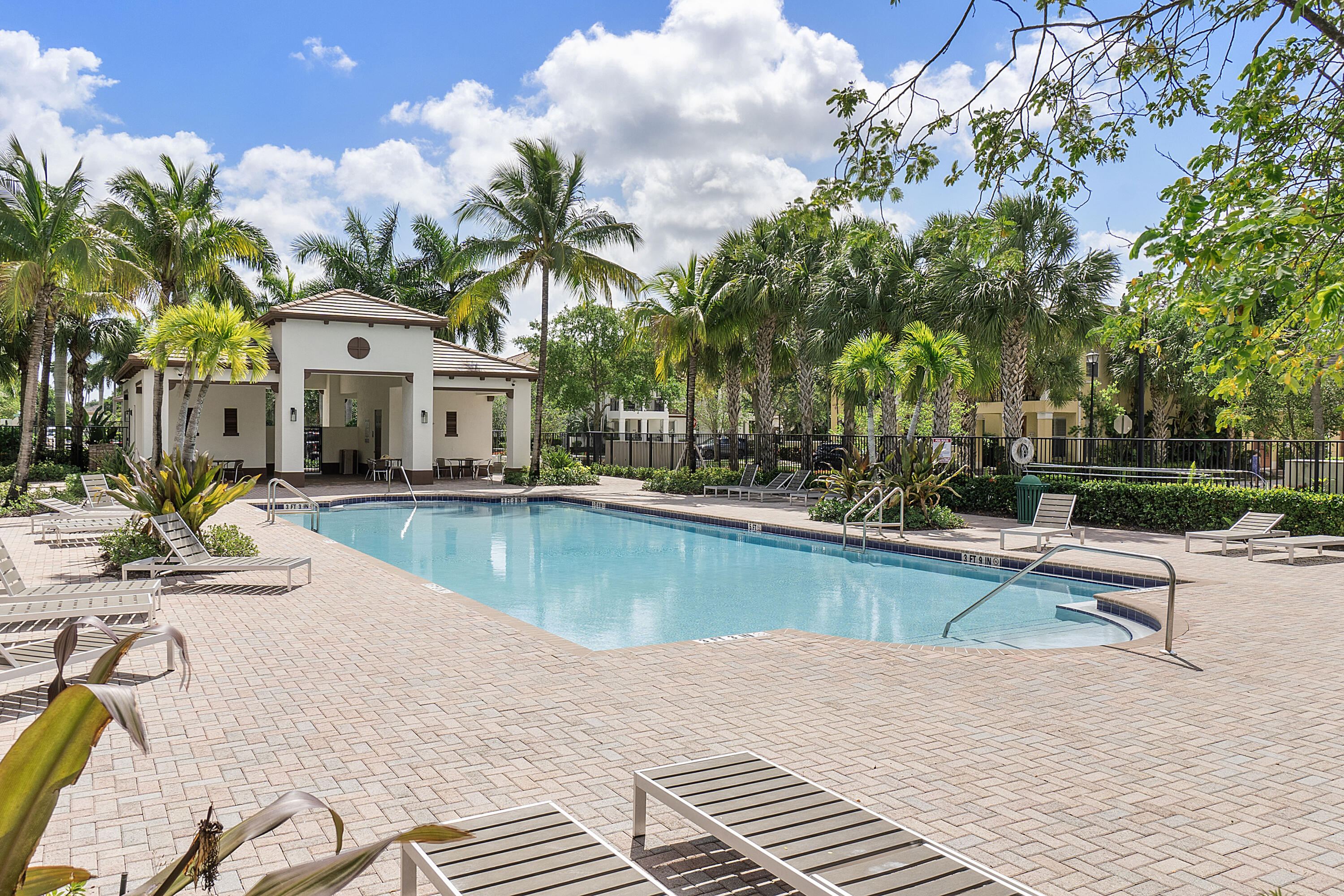 4760 Mimosa #1016, Coconut Creek FL 33073