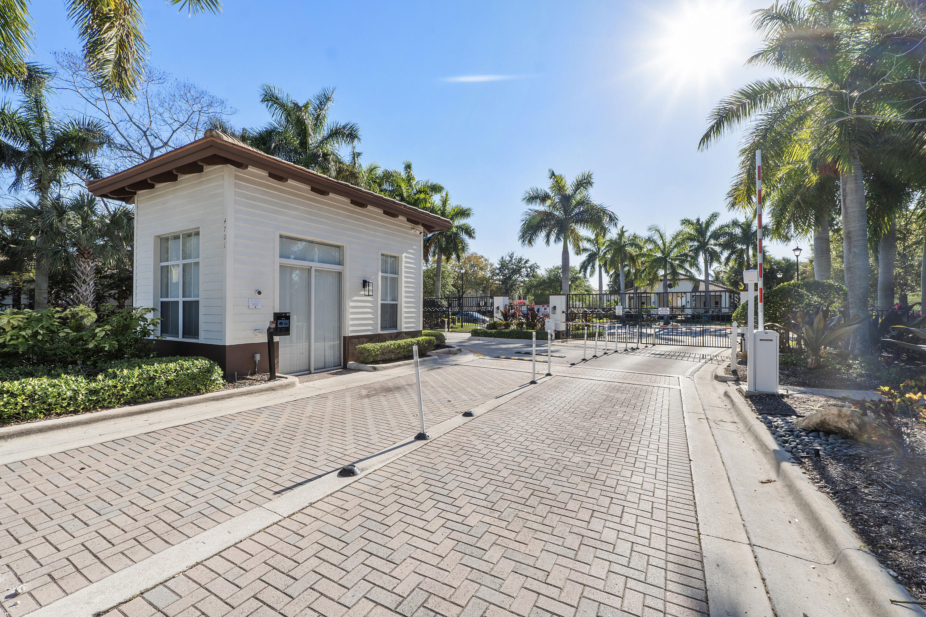 4760 Mimosa #1016, Coconut Creek FL 33073
