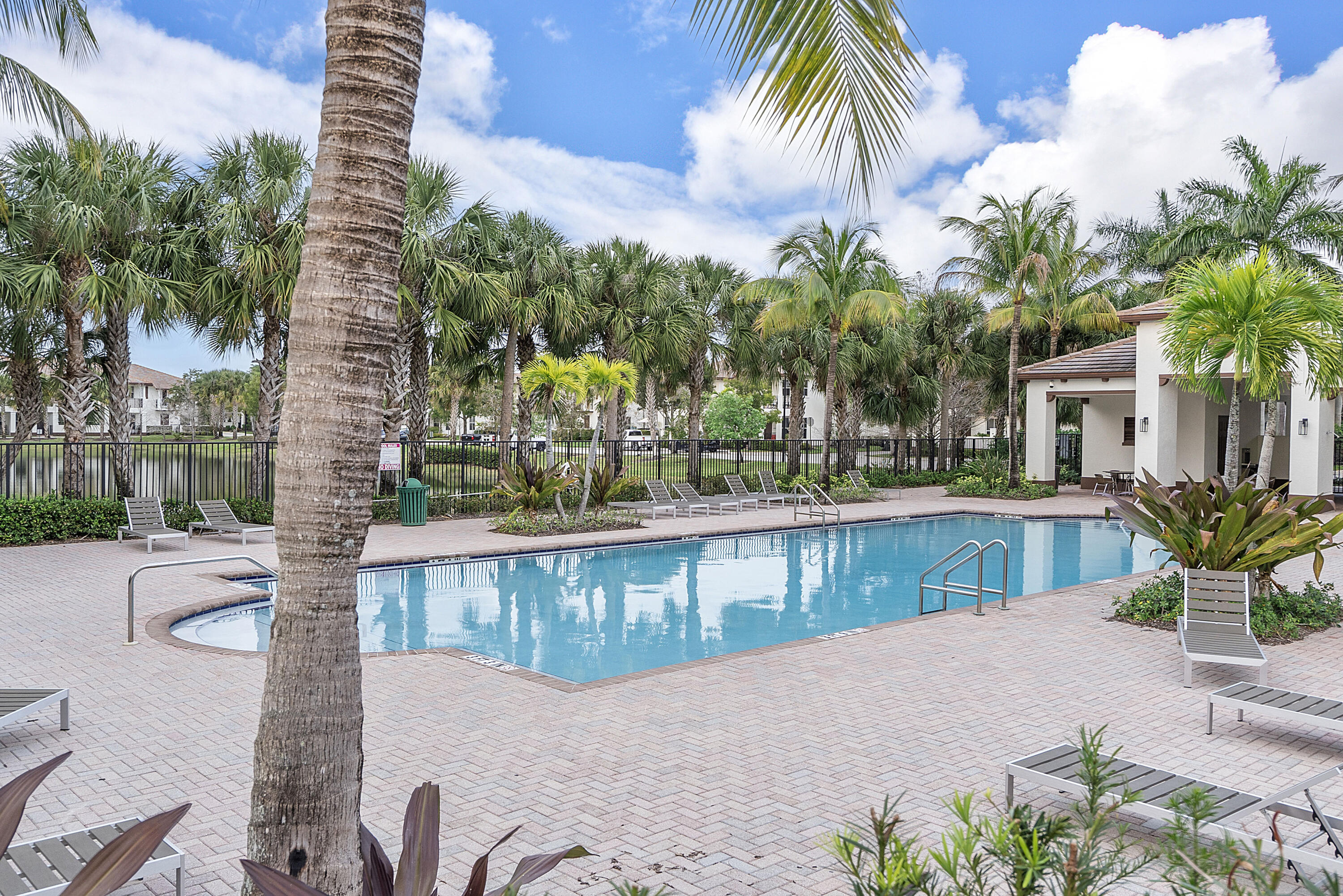 4760 Mimosa #1016, Coconut Creek FL 33073