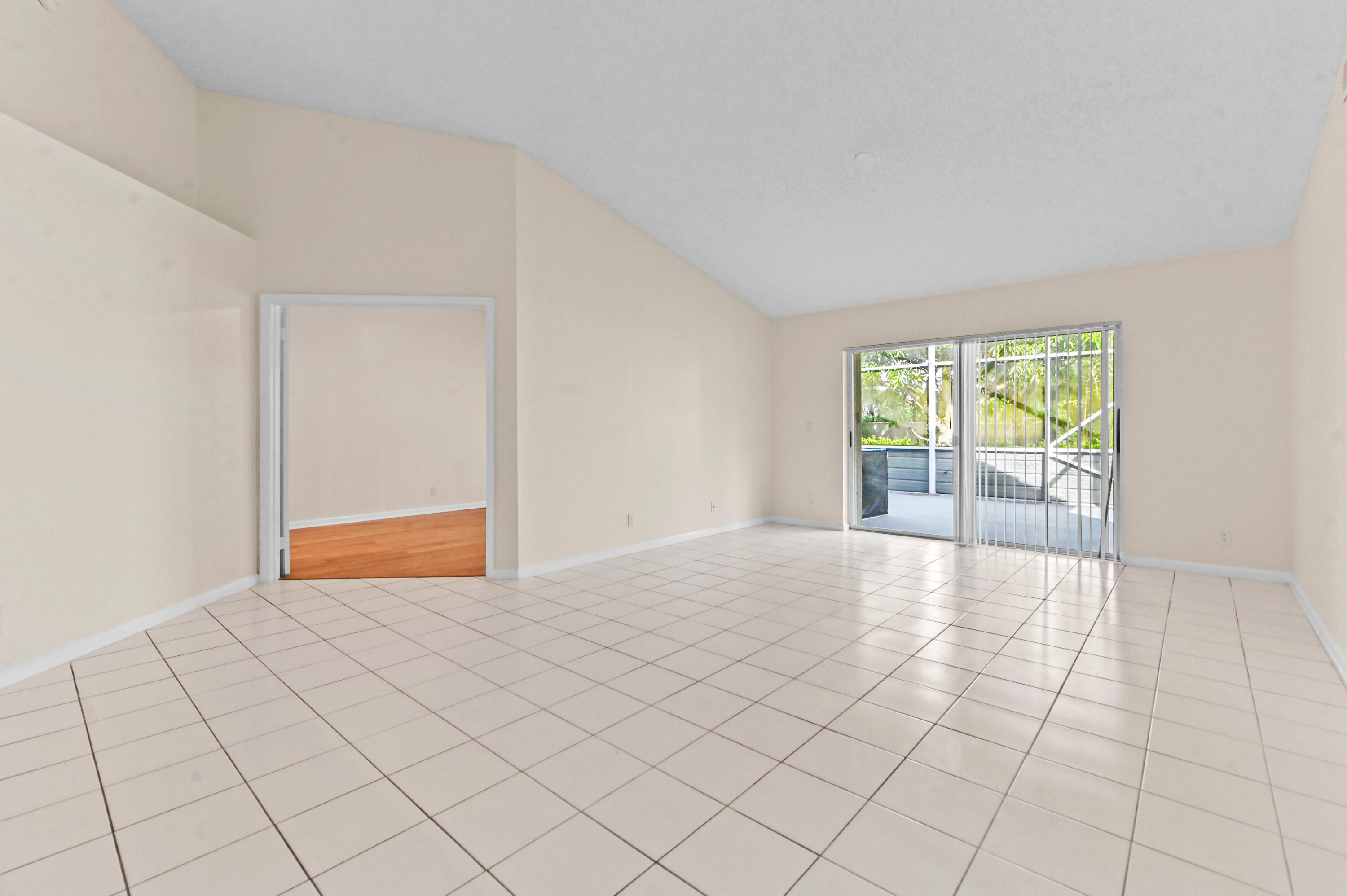 18377 Fresh Lake, Boca Raton FL 33498