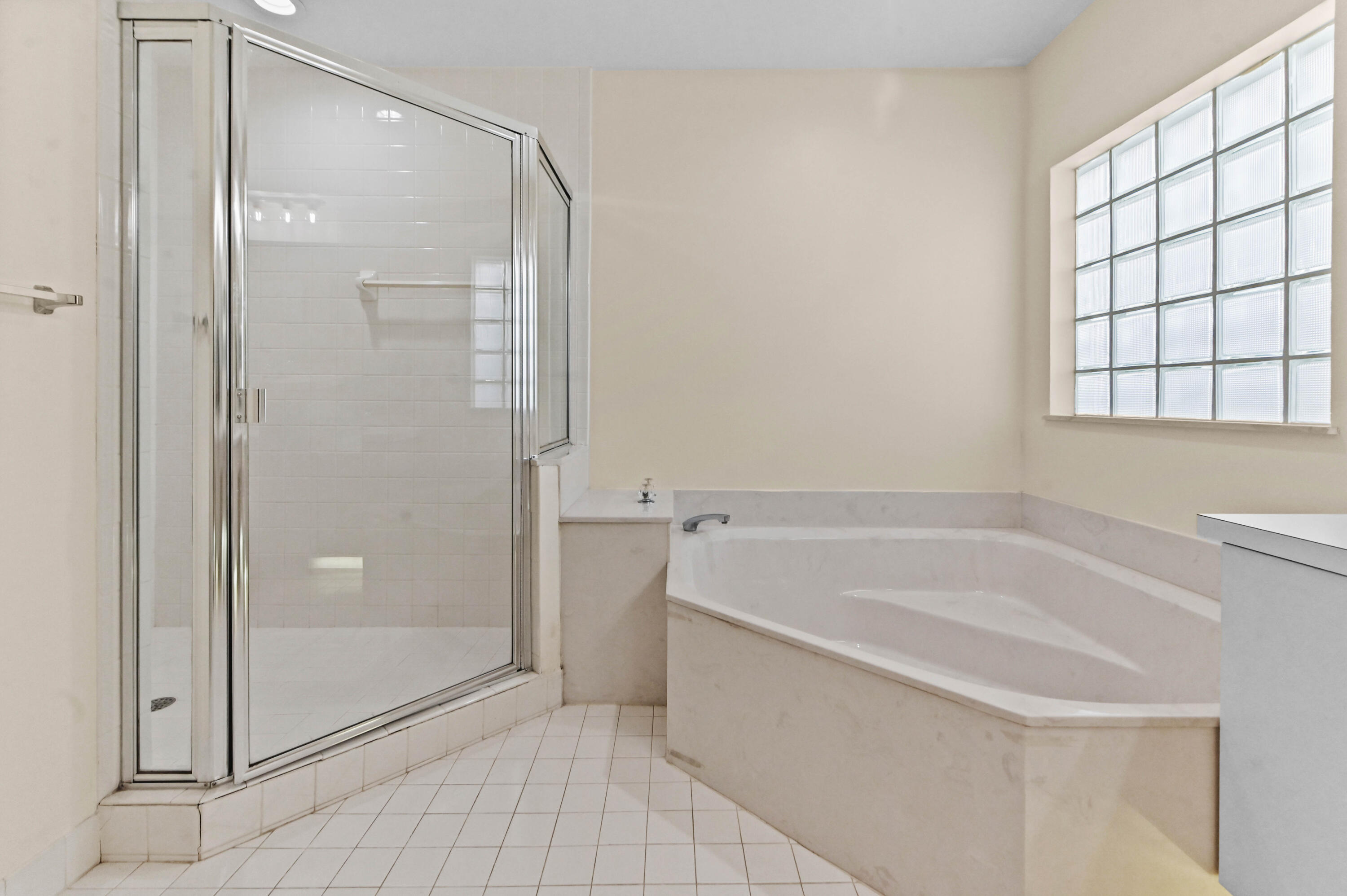 18377 Fresh Lake, Boca Raton FL 33498