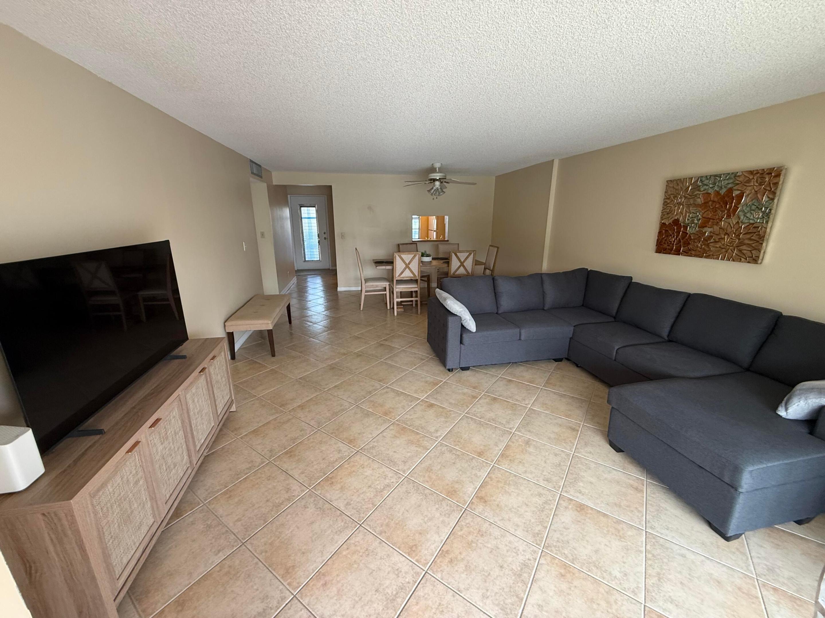 401 SE 3rd #204, Dania Beach FL 33004