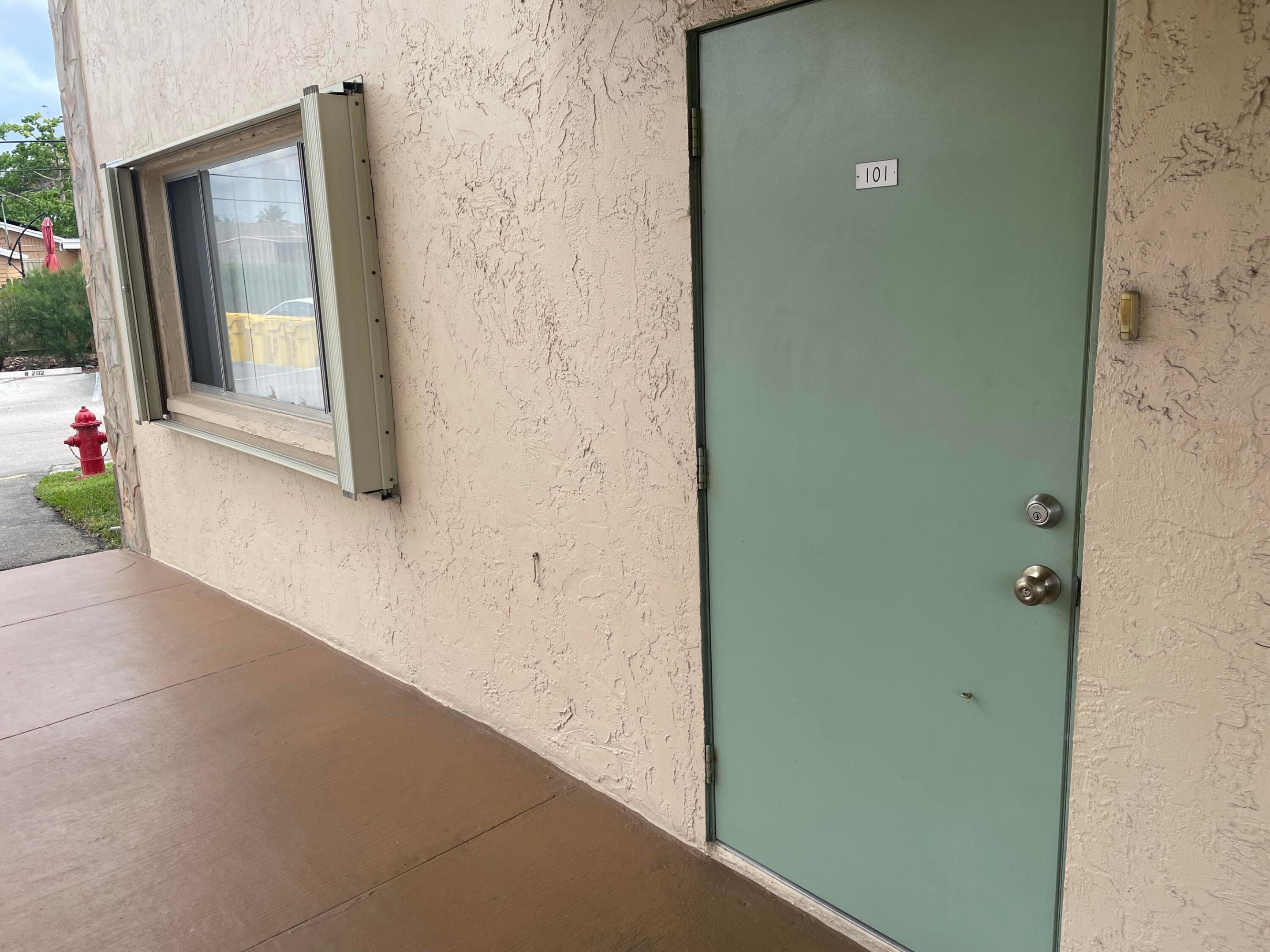 700 Village Green #101, Palm Springs FL 33461