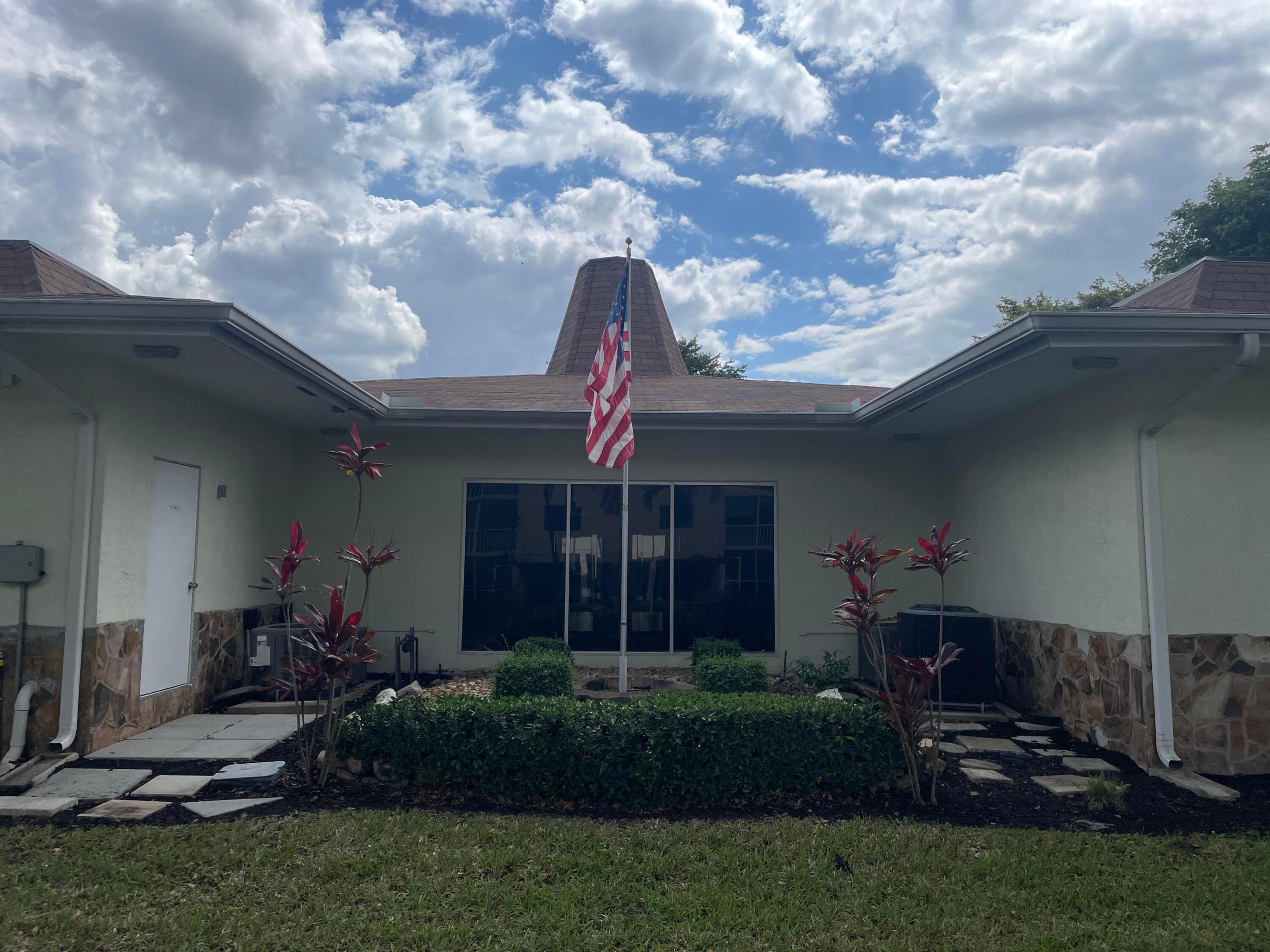 700 Village Green #101, Palm Springs FL 33461